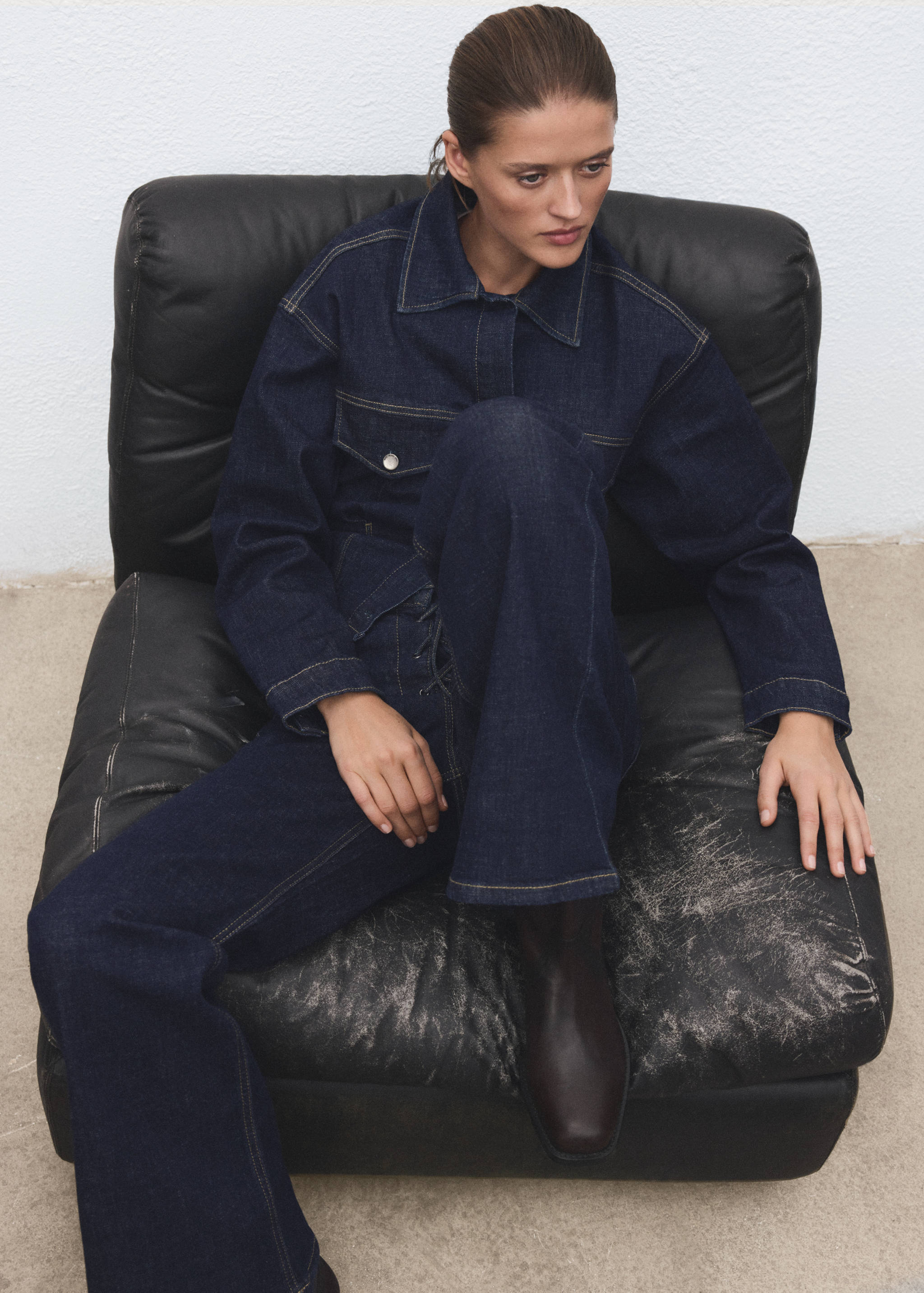 Flared jeans with drawstrings - Details of the article 2