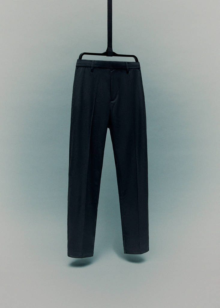 Slim-fit Thermolite® flannel trousers — Navy
