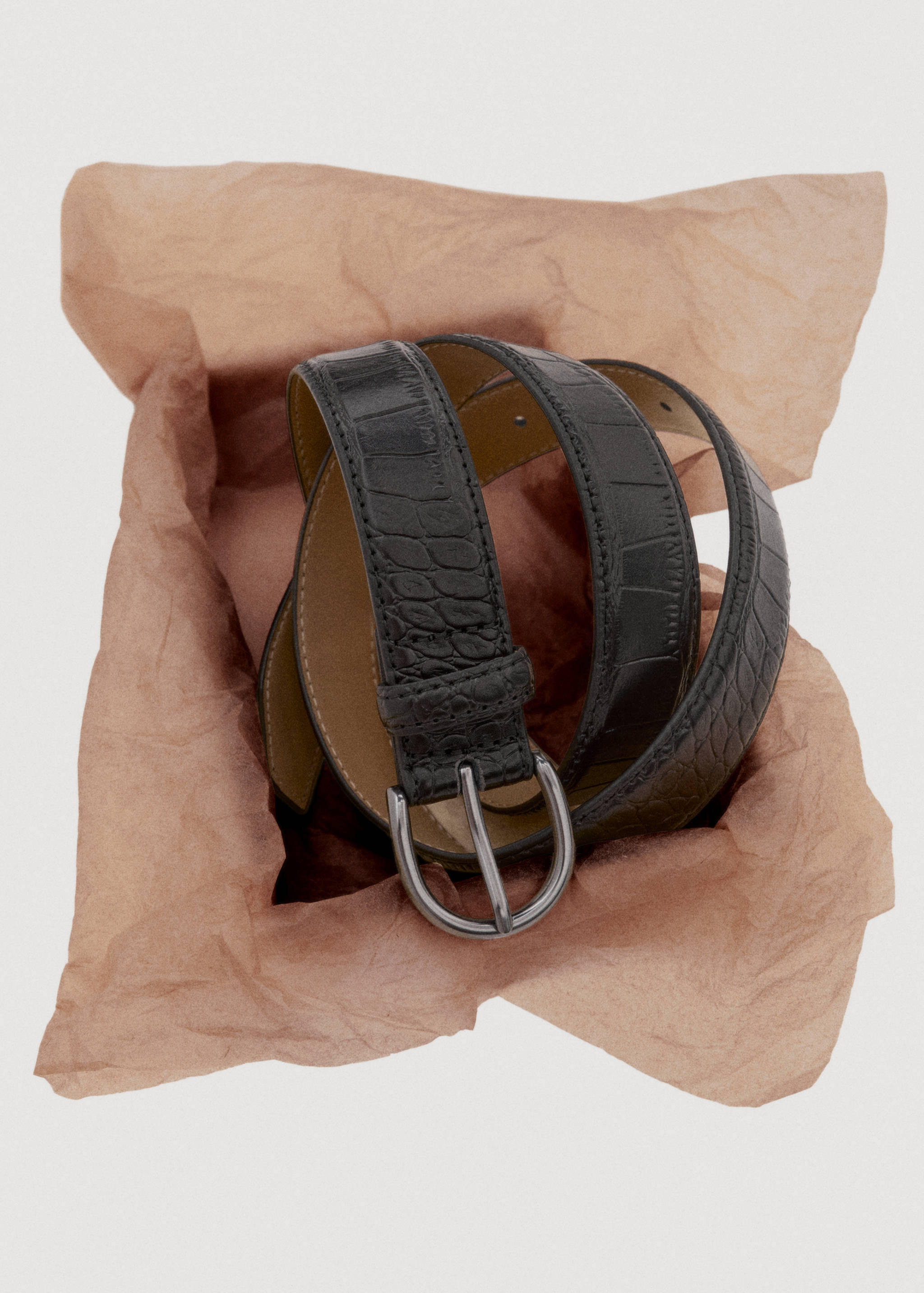 100% beaten leather belt - Details of the article 9