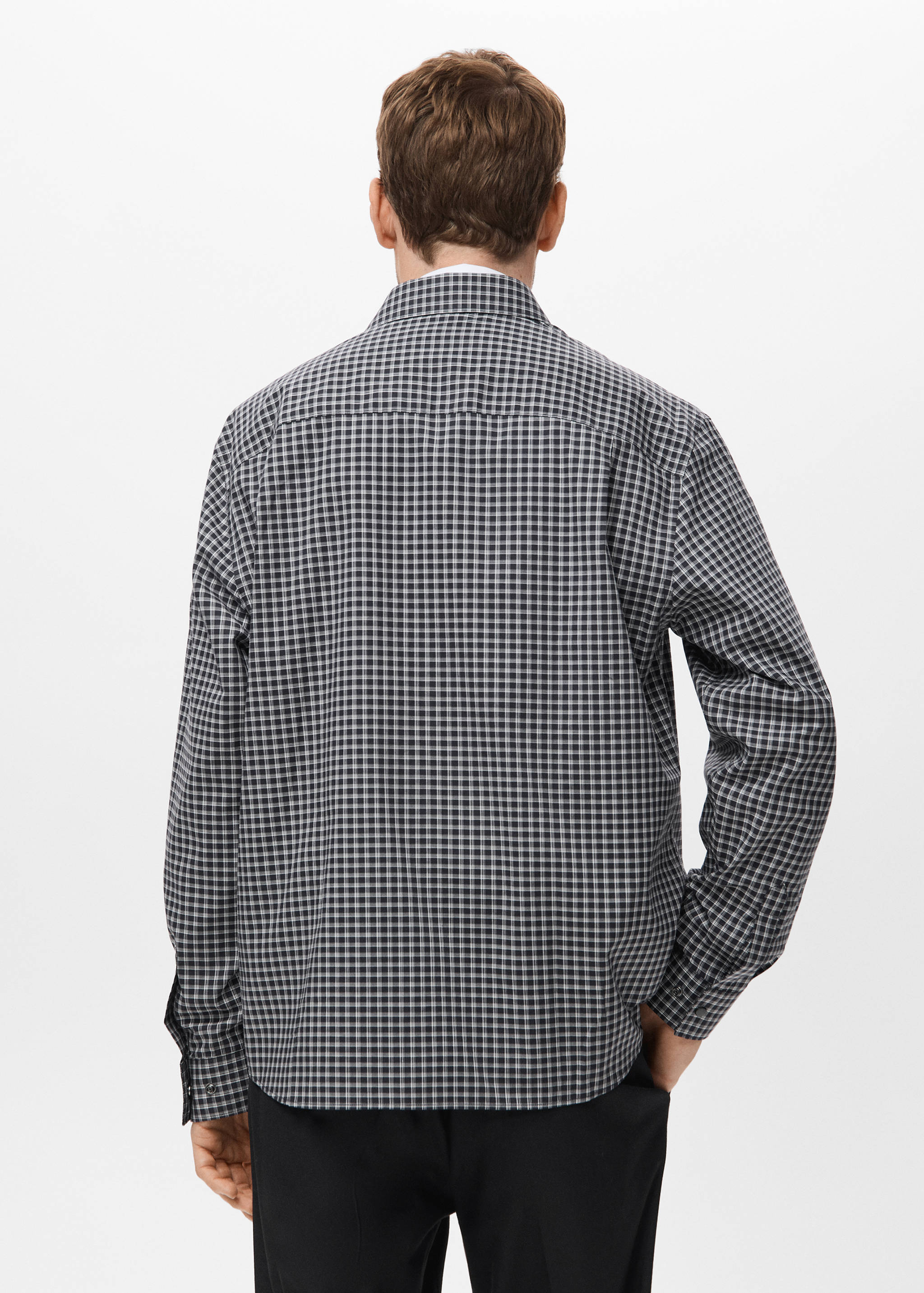 100% cotton relaxed-fit check shirt - Reverse of the article