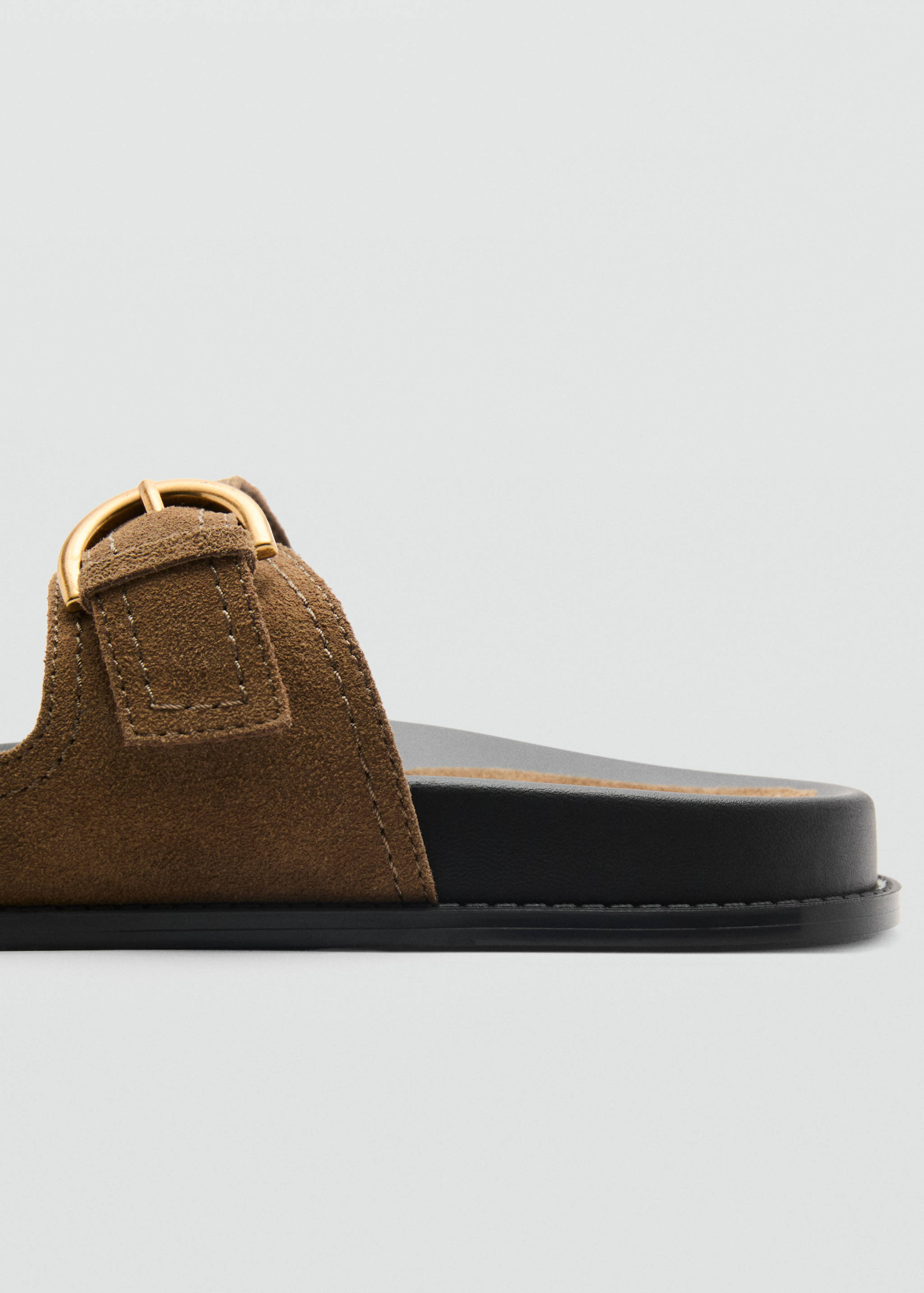 Flat leather sandals with buckles - Details of the article 2