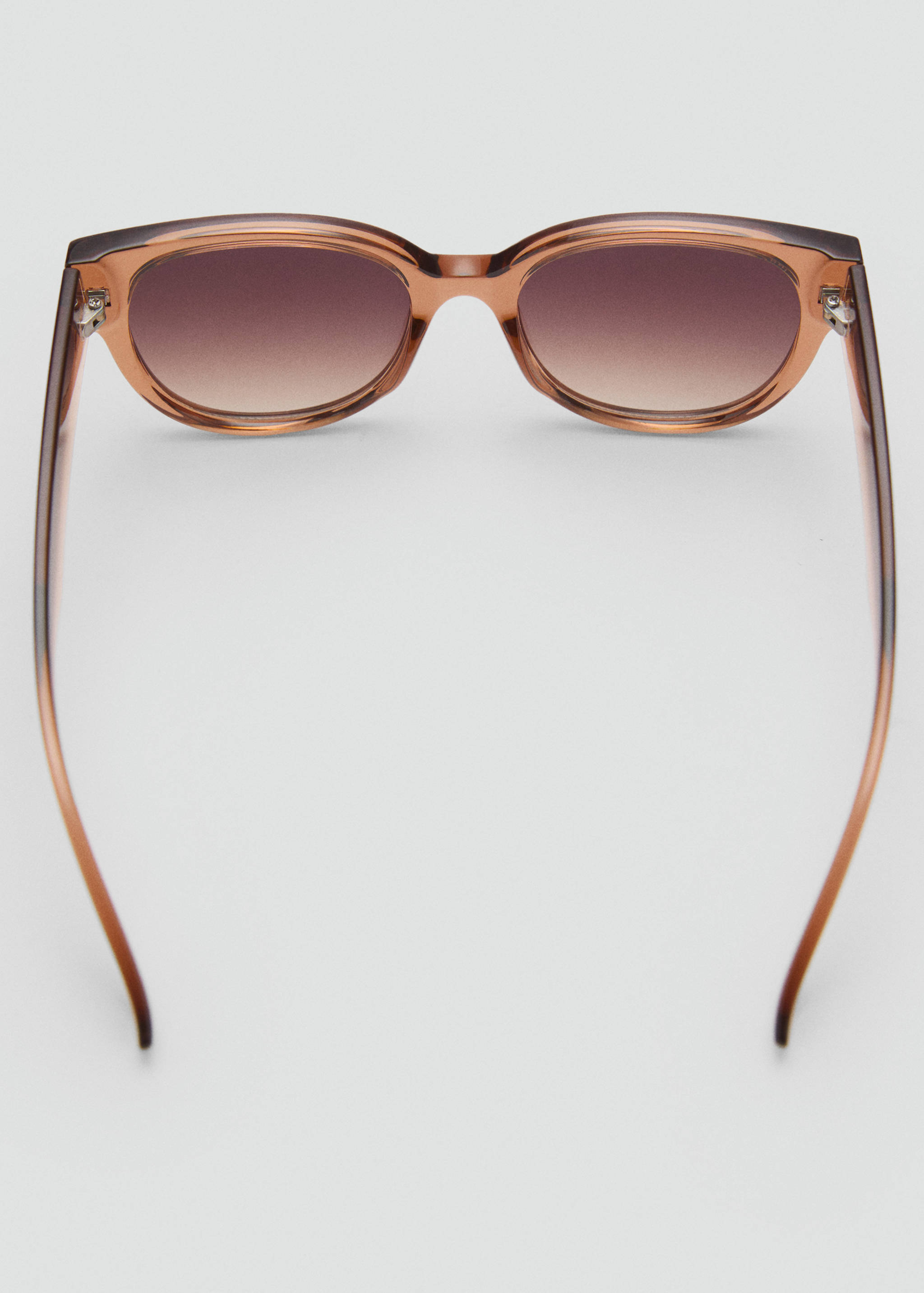 Round-framed sunglasses - Details of the article 1