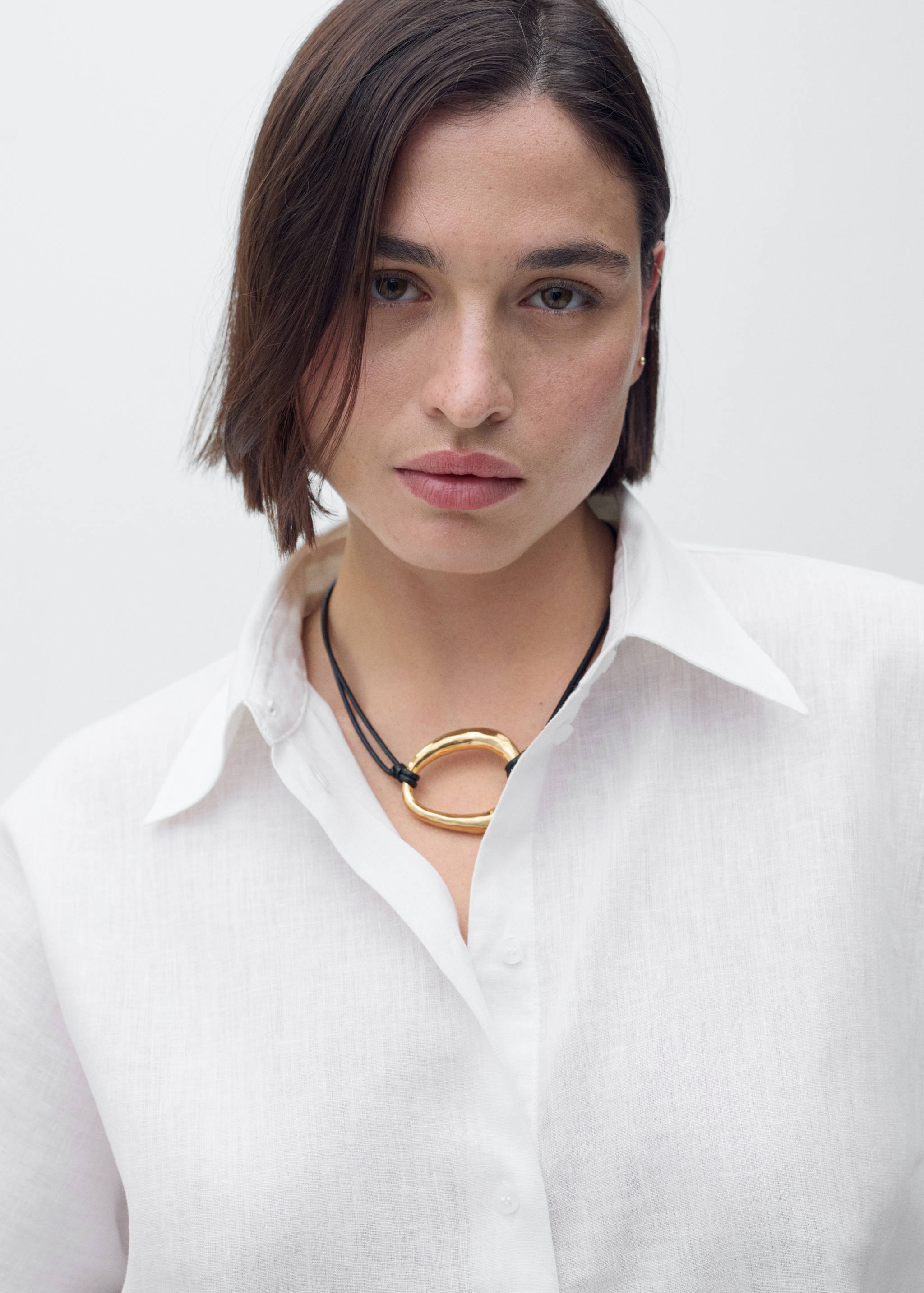 Camisa de linho com manga curta - Pormenor do artigo 4