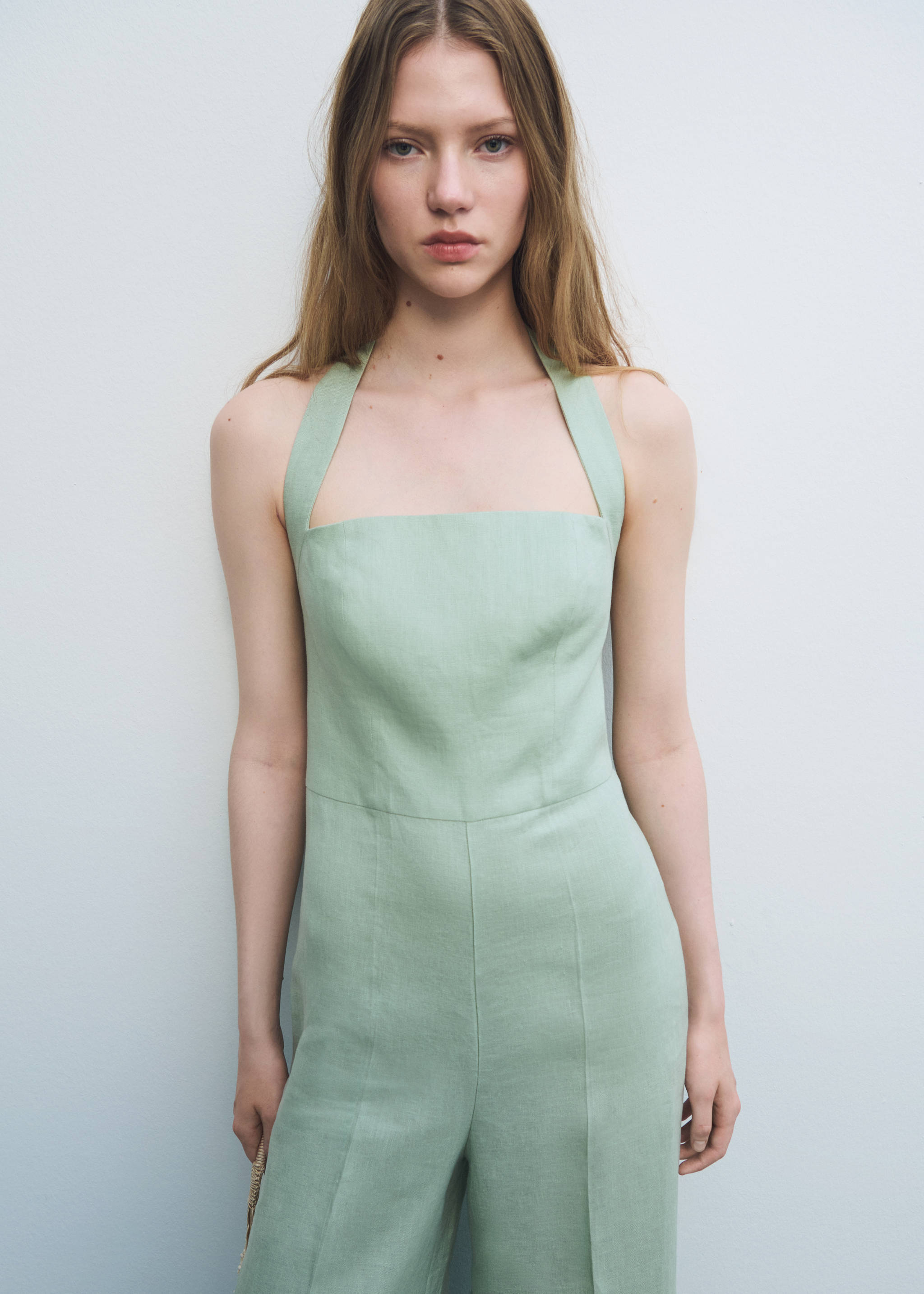 Linen halter jumpsuit - Details of the article 2