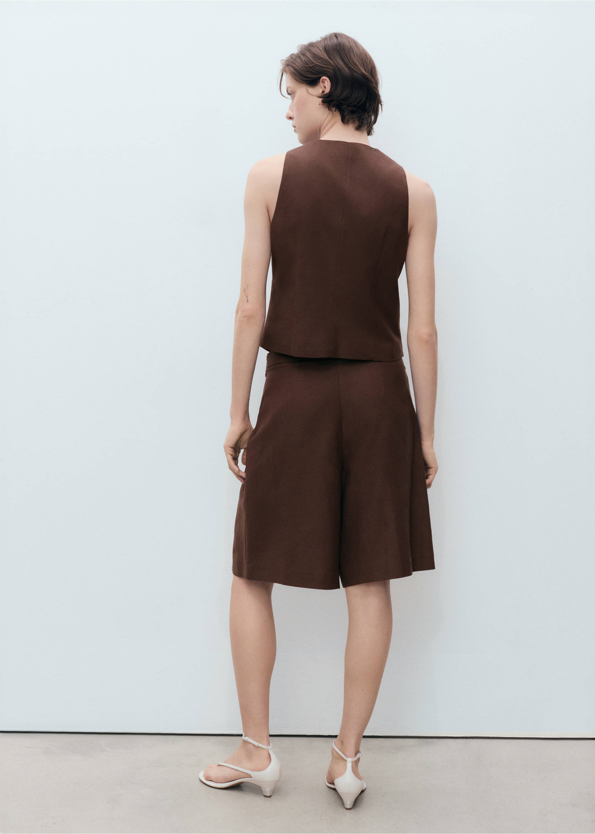 Linen-blend suit bermuda shorts - Reverse of the article, Chocolate. Ref: 17081141-00.