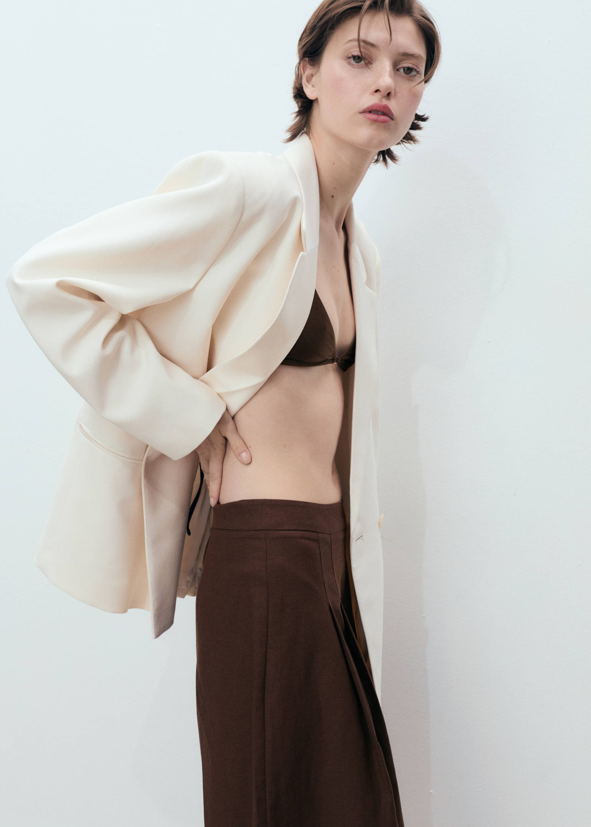 Bermudashorts i kostymstil och ullblandning - Detaljer om artikeln 1