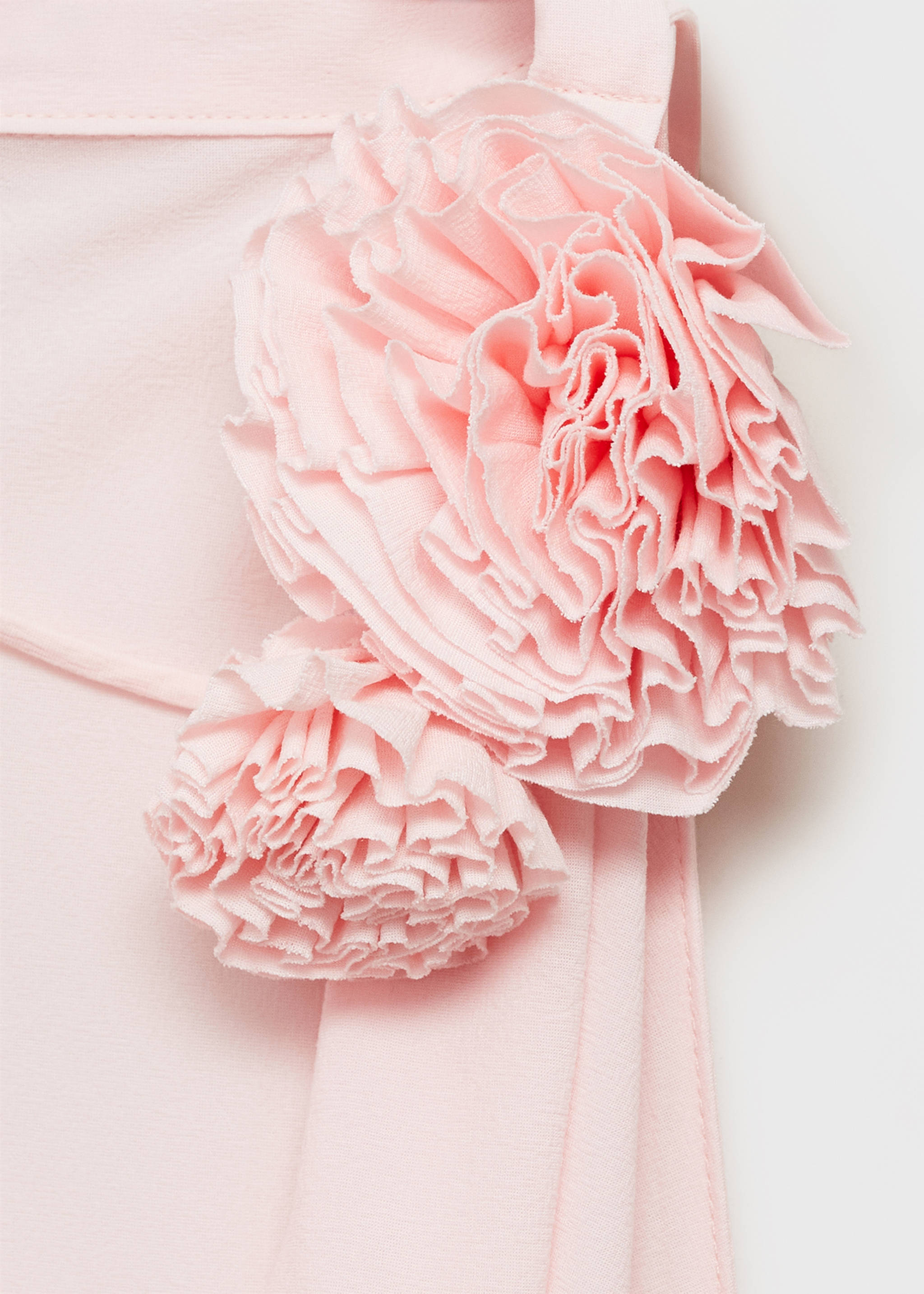 Draped blouse with flower detail - Details of the article 8