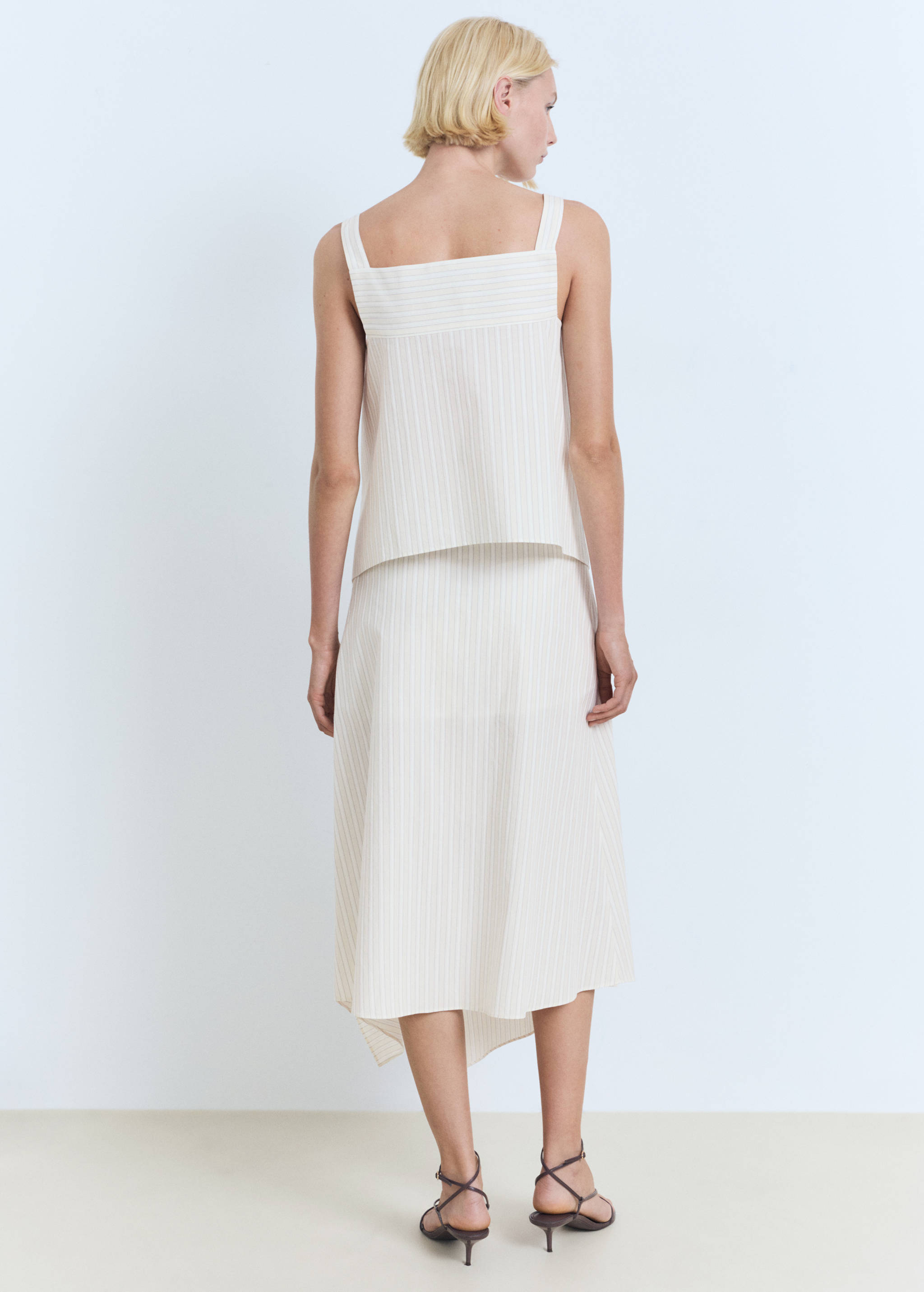 Saia assimétrica às riscas - Verso do artigo