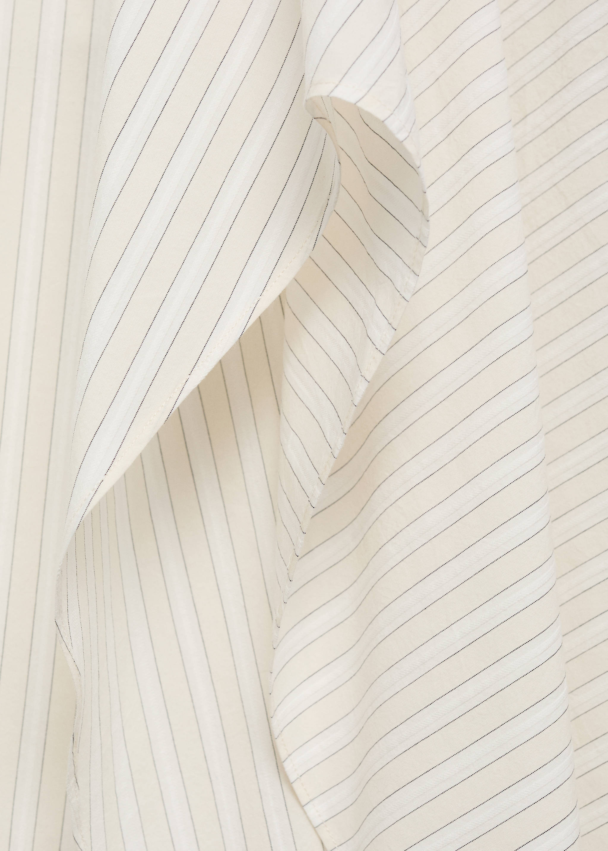 Saia assimétrica às riscas - Pormenor do artigo 0