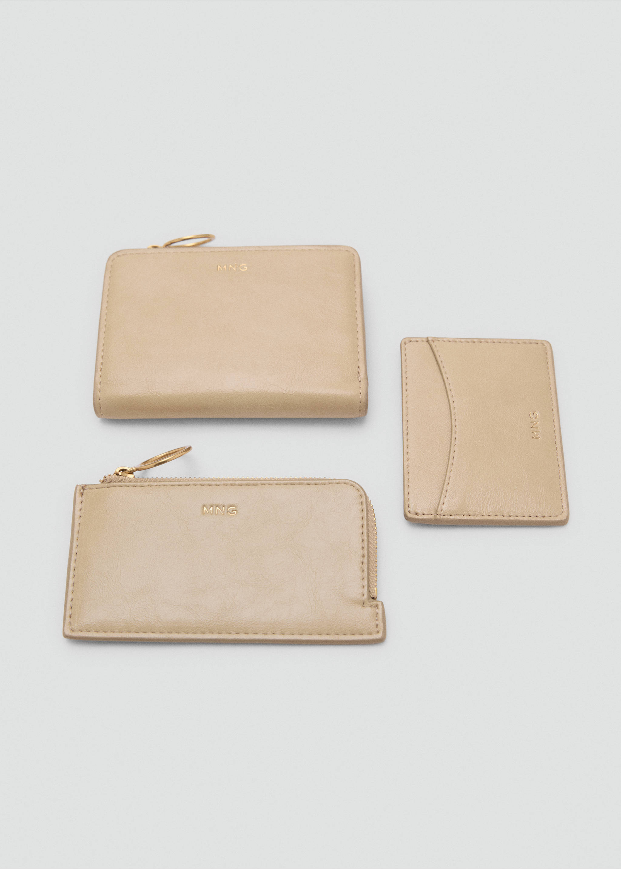 Embossed faux-leather card holder - Details of the article 2, Beige. Ref: 17081153-00.
