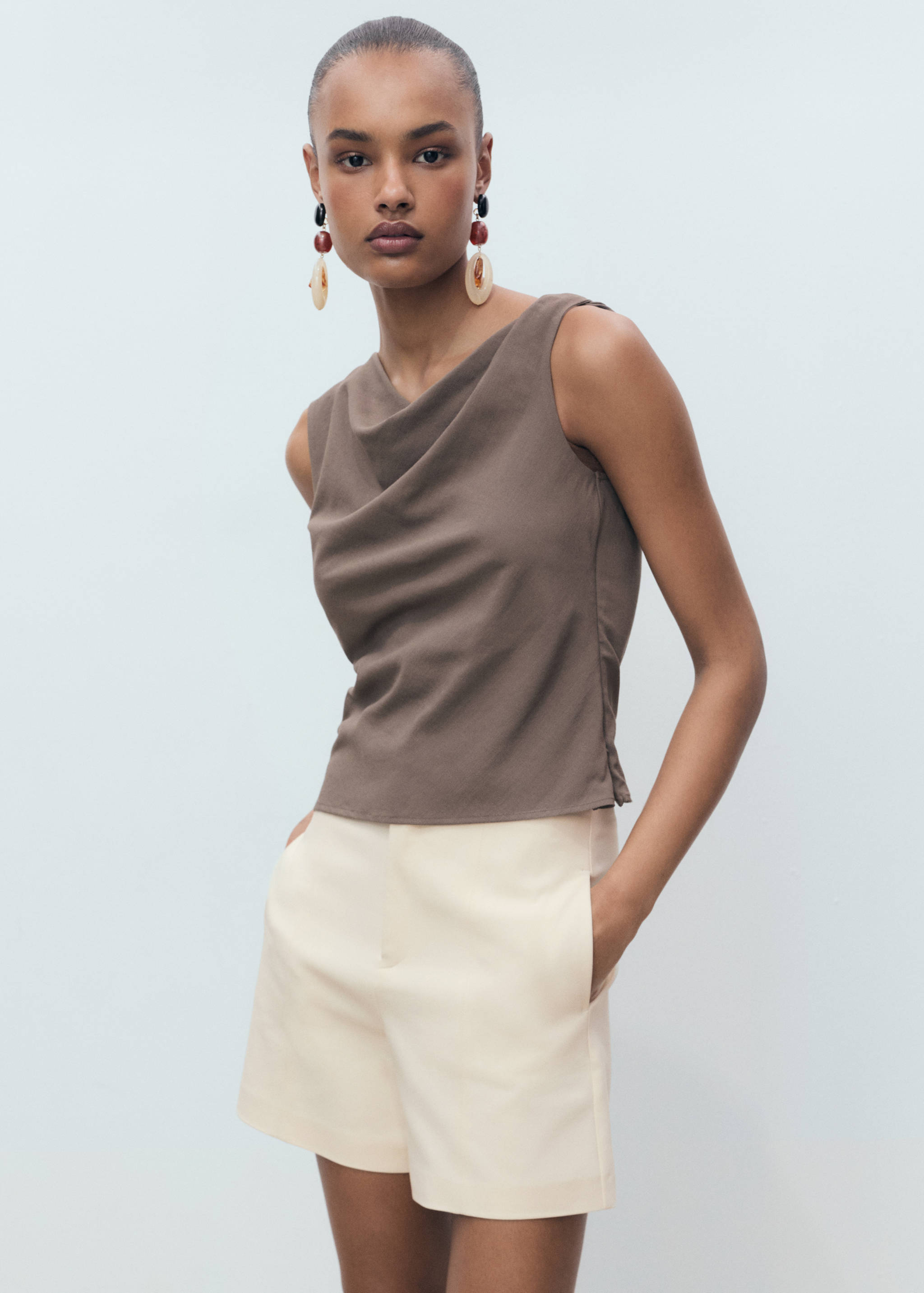 Shorts rectos tiro alto - Detalle del artículo 1