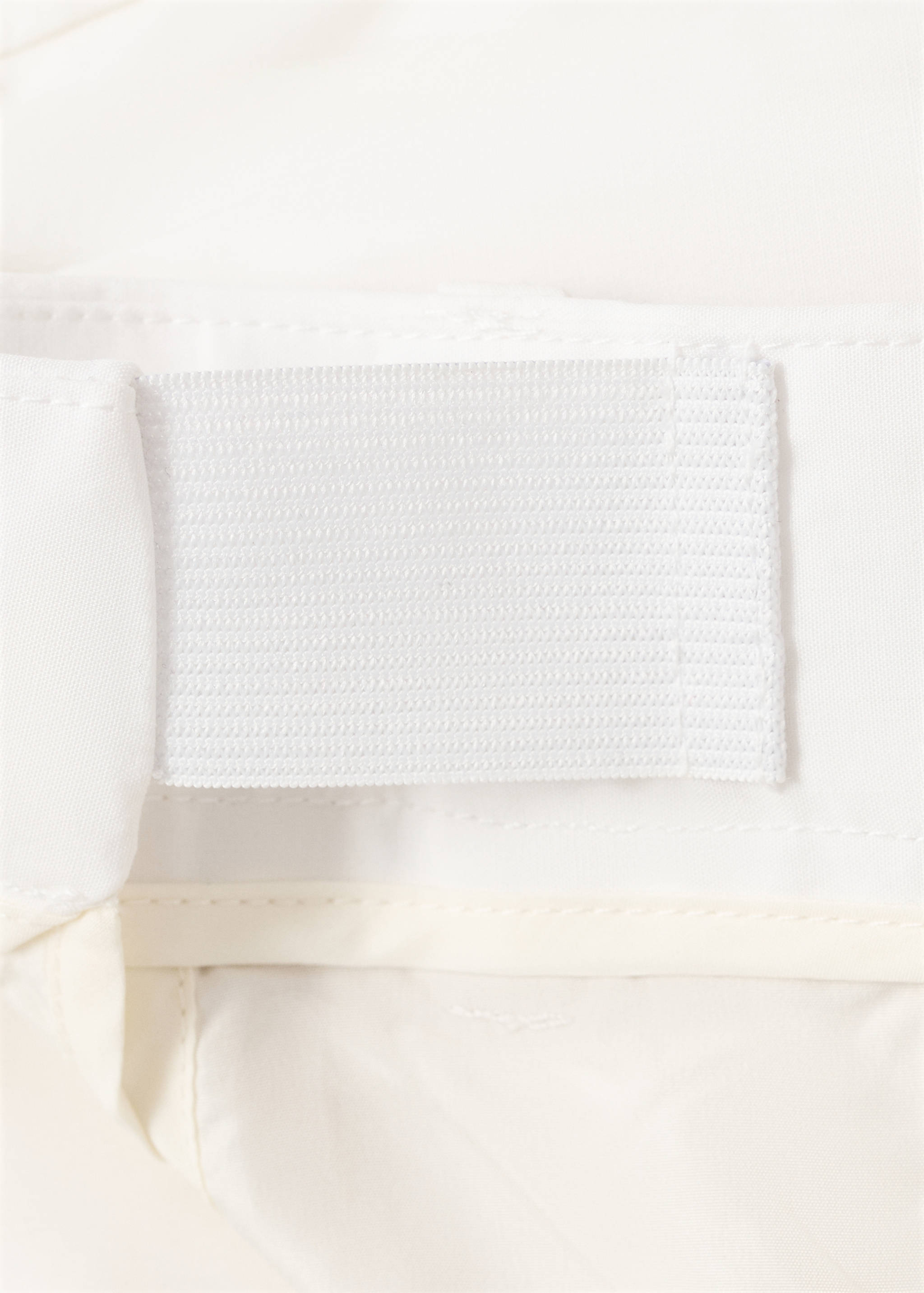 Cotton bermuda shorts with an interior elastic strip - Details of the article 0