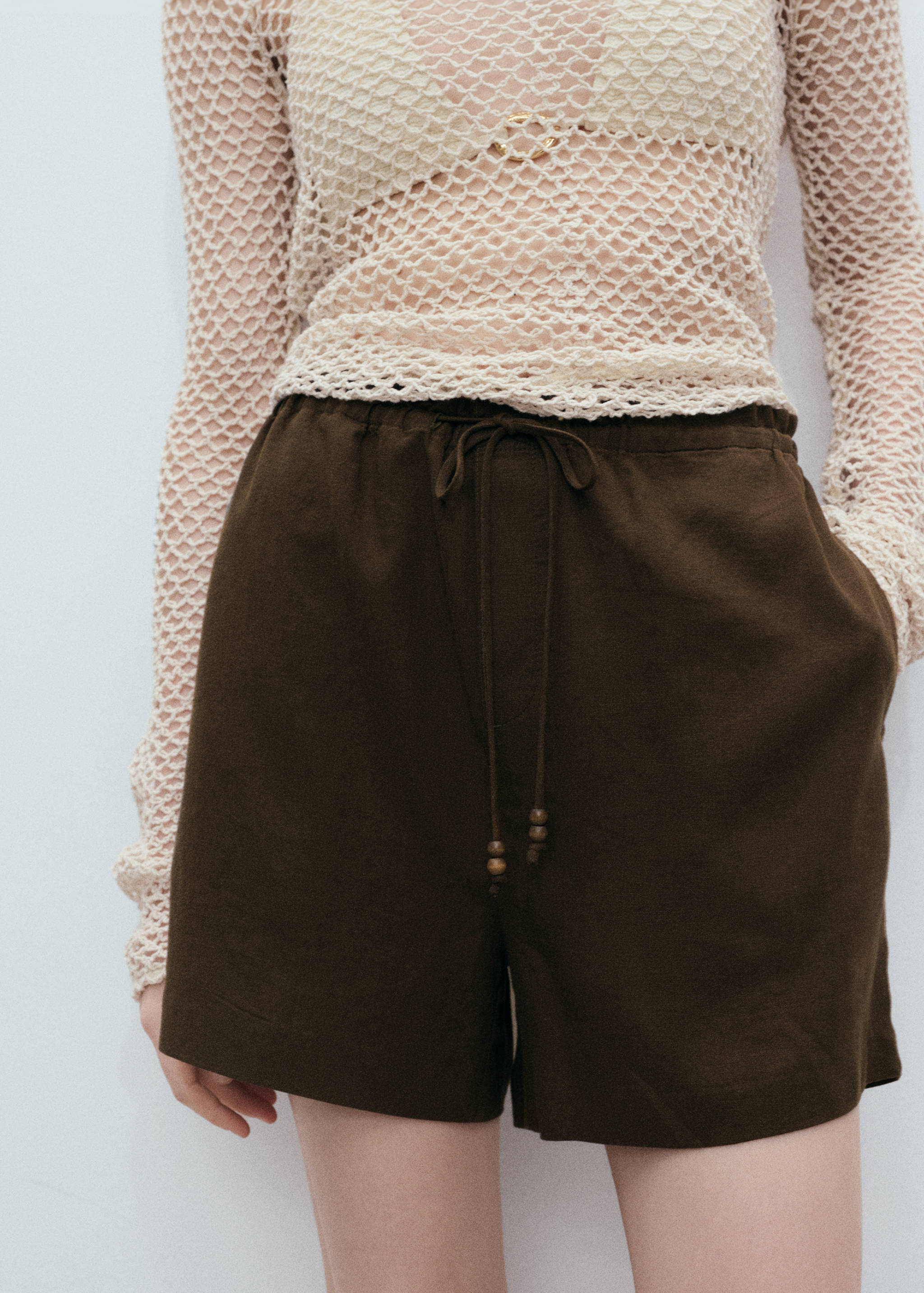 Straight-fit linen shorts with drawstring - Medium plane