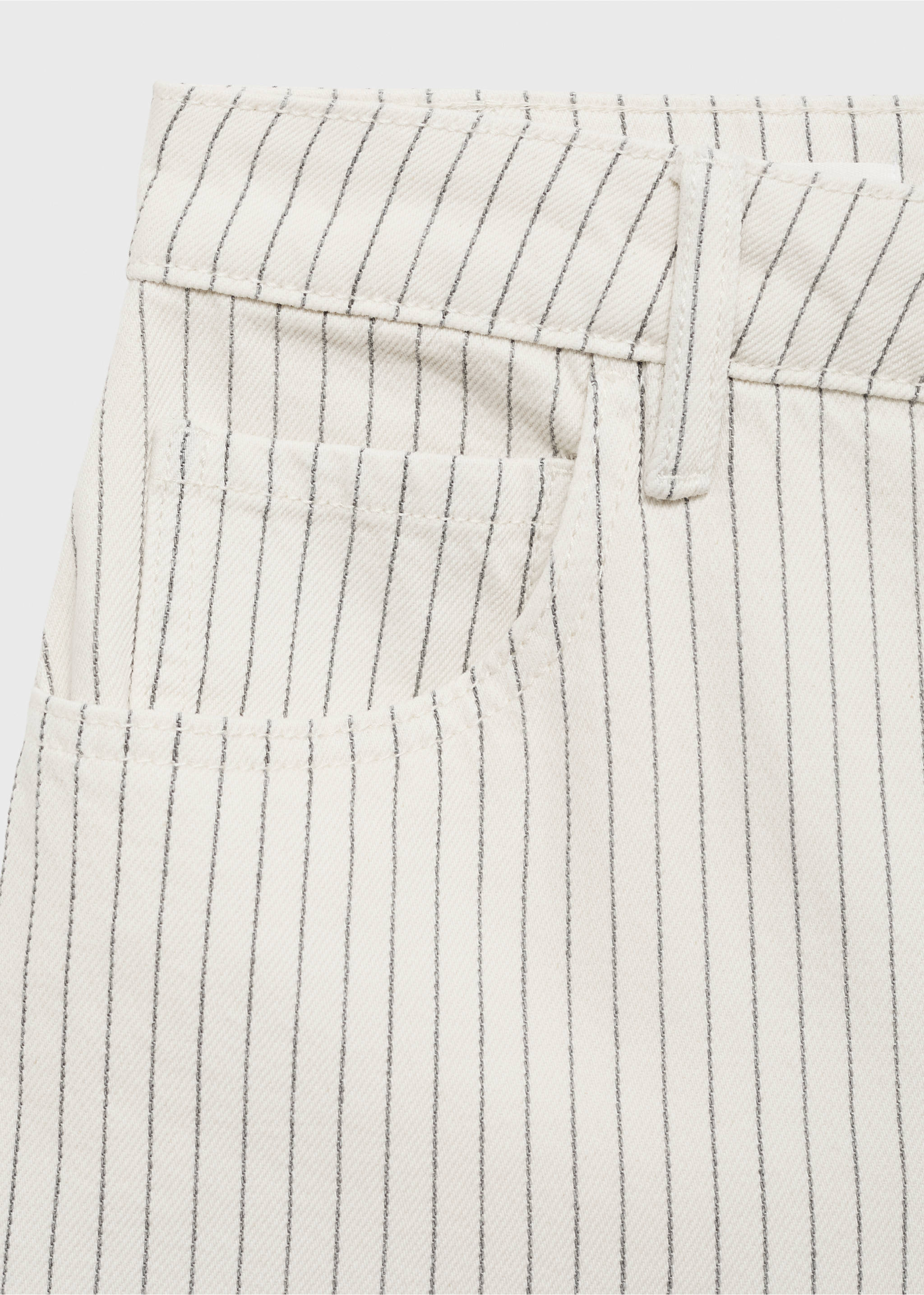 High-waist straight-fit denim shorts - Details of the article 0, Off White. Ref: 17081177-00.