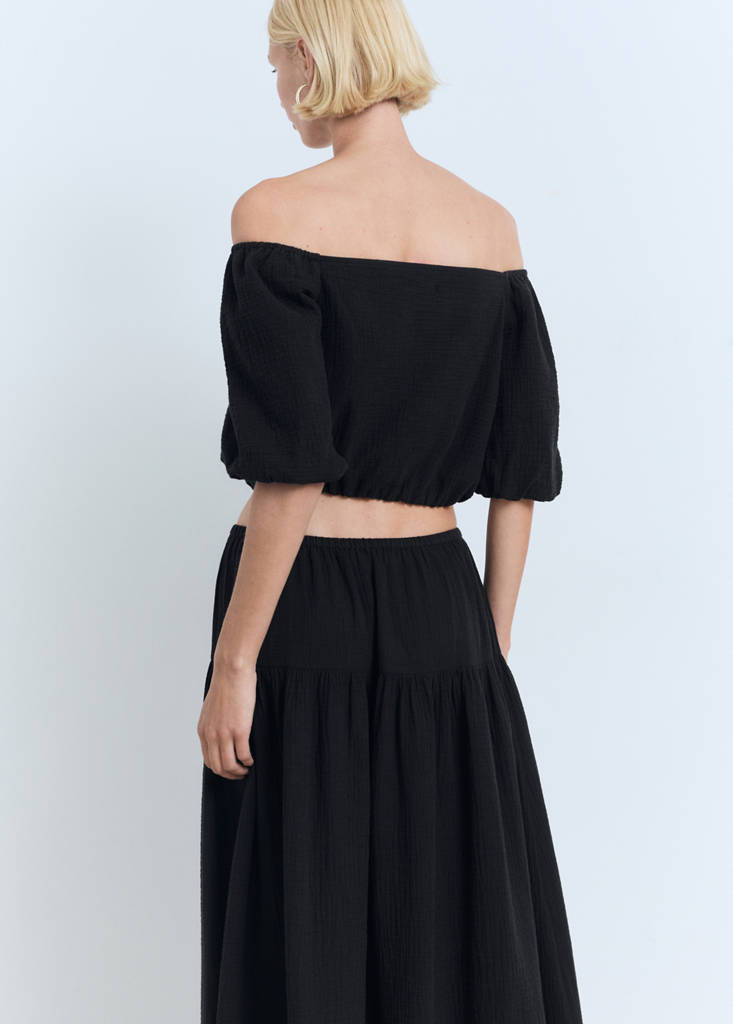 Puffed sleeves cotton blouse — Black