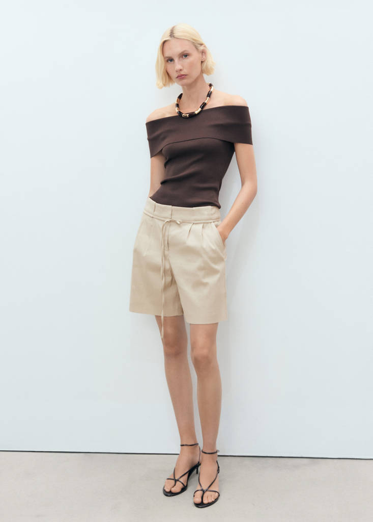 Linen shorts with bow and belt — Beige