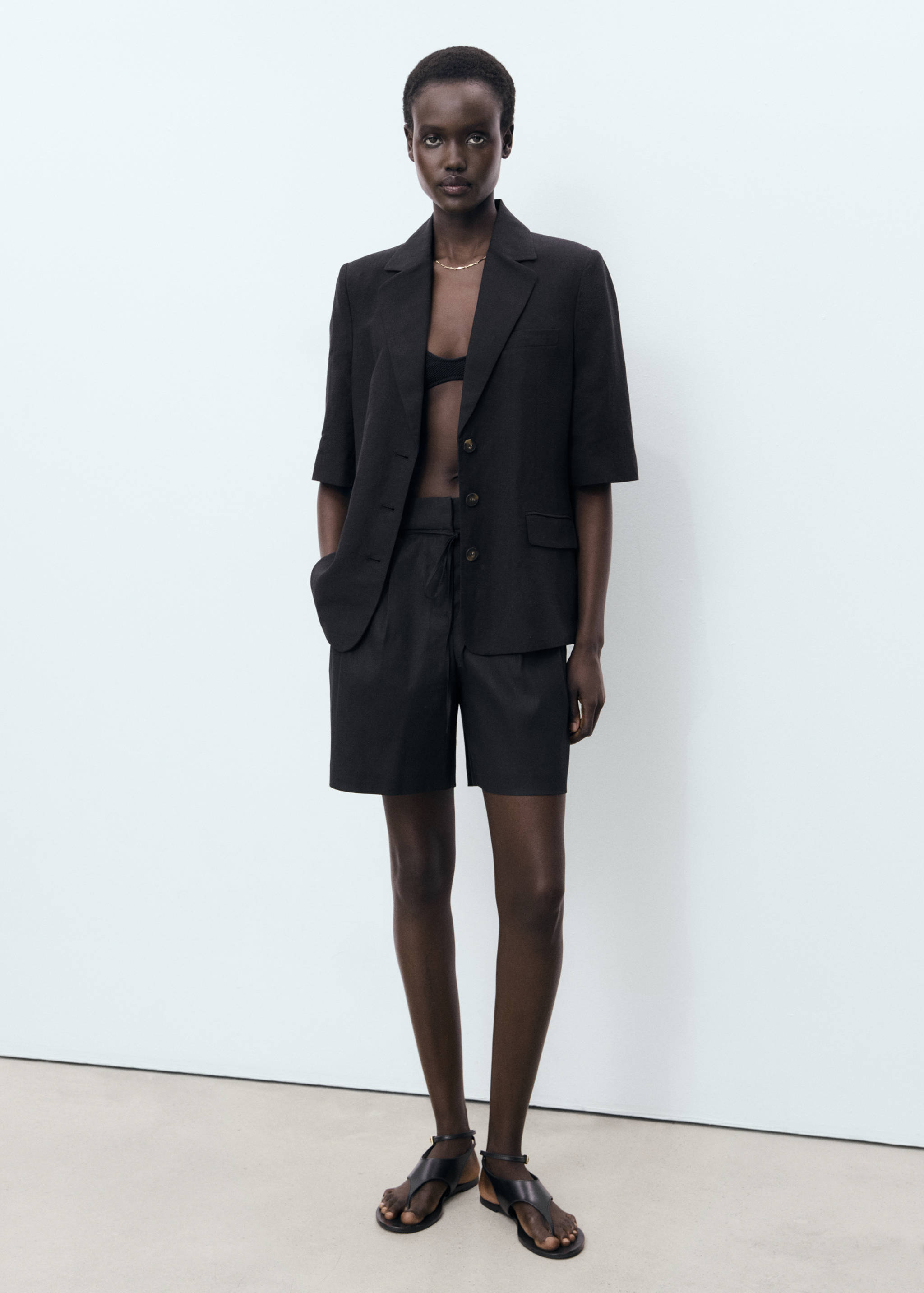 Linen shorts with bow and belt - General plane