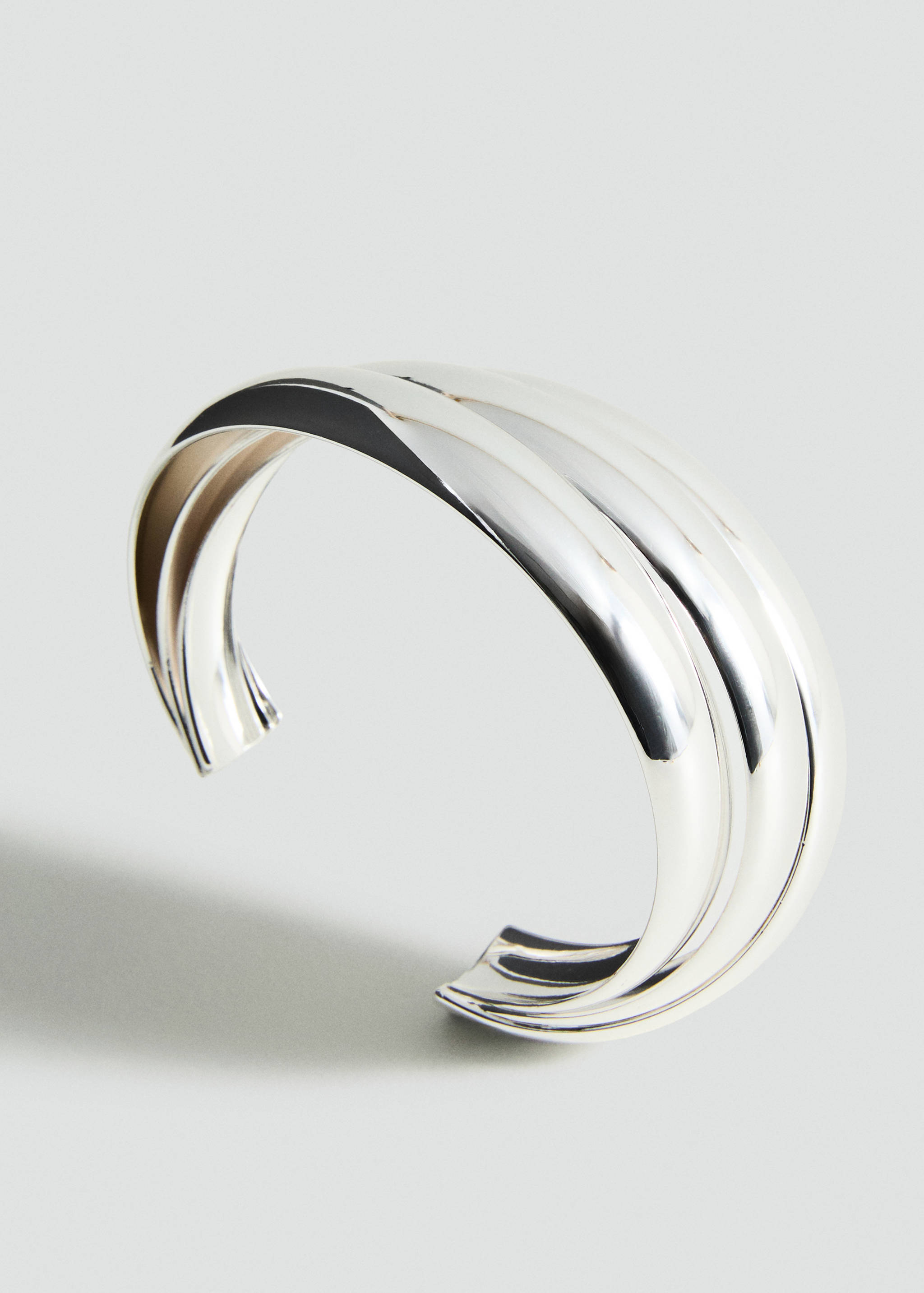 Rigid bracelet with relief - Medium plane