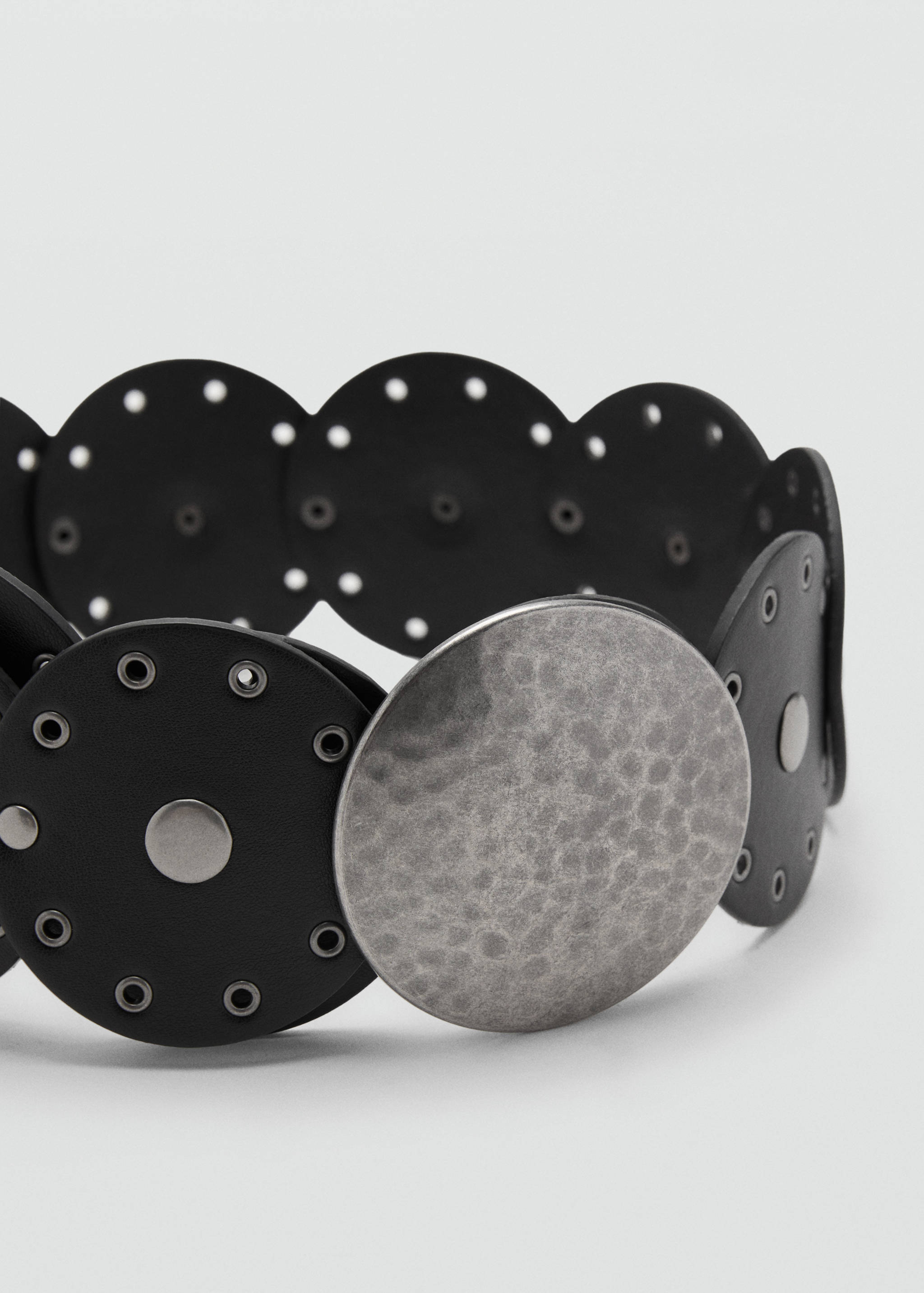 Wide studded belt - Medium plane