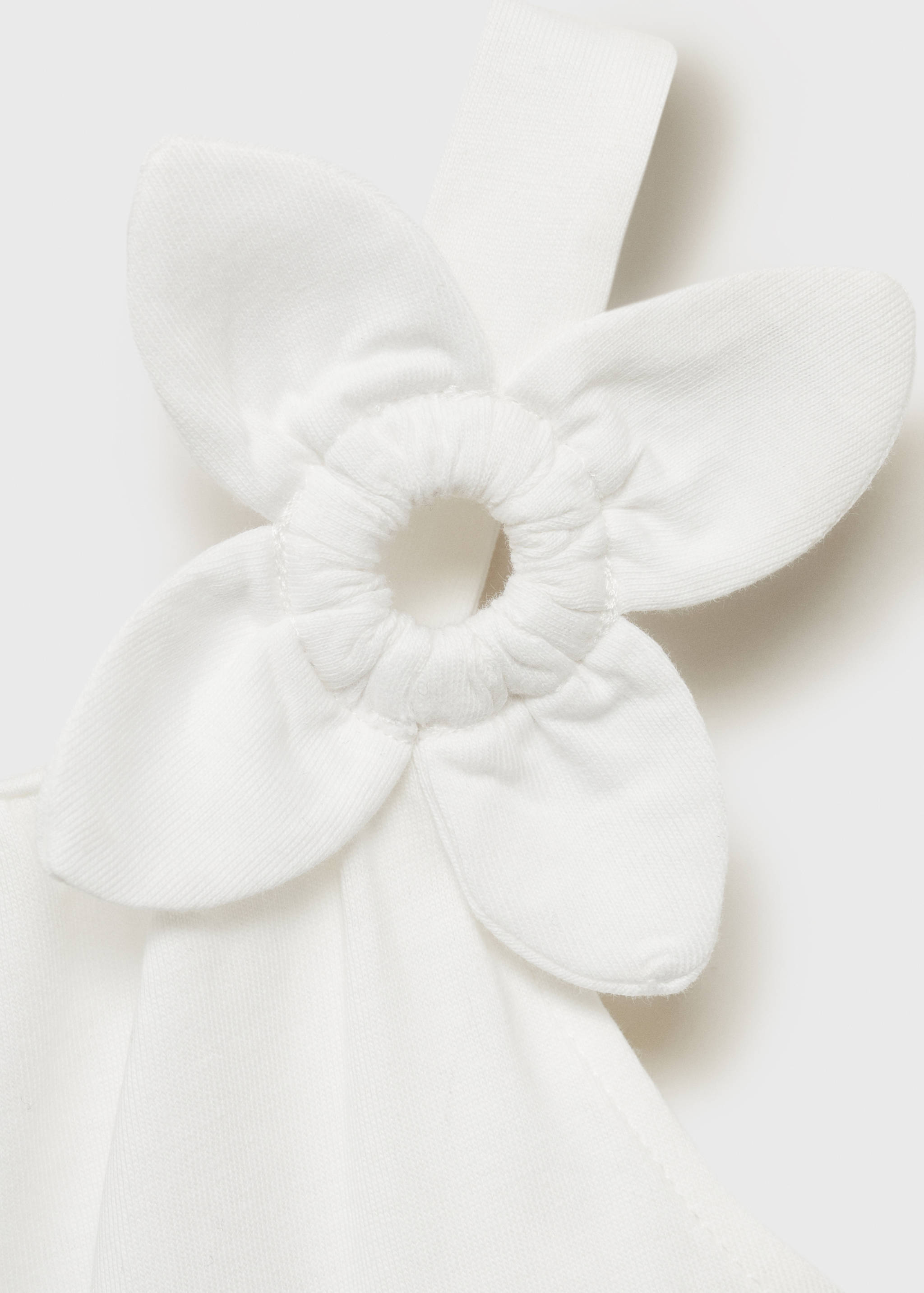 Cotton t-shirt with flower detail - Details of the article 8