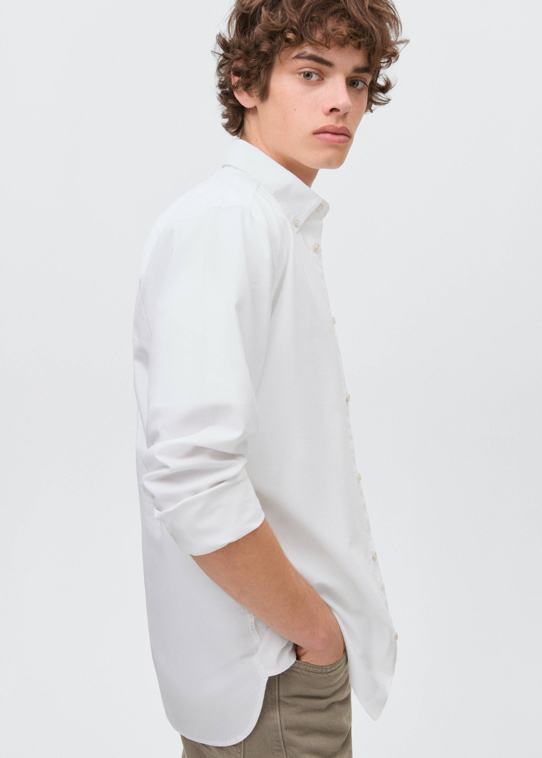 Essential cotton-blend shirt - Details of the article 2