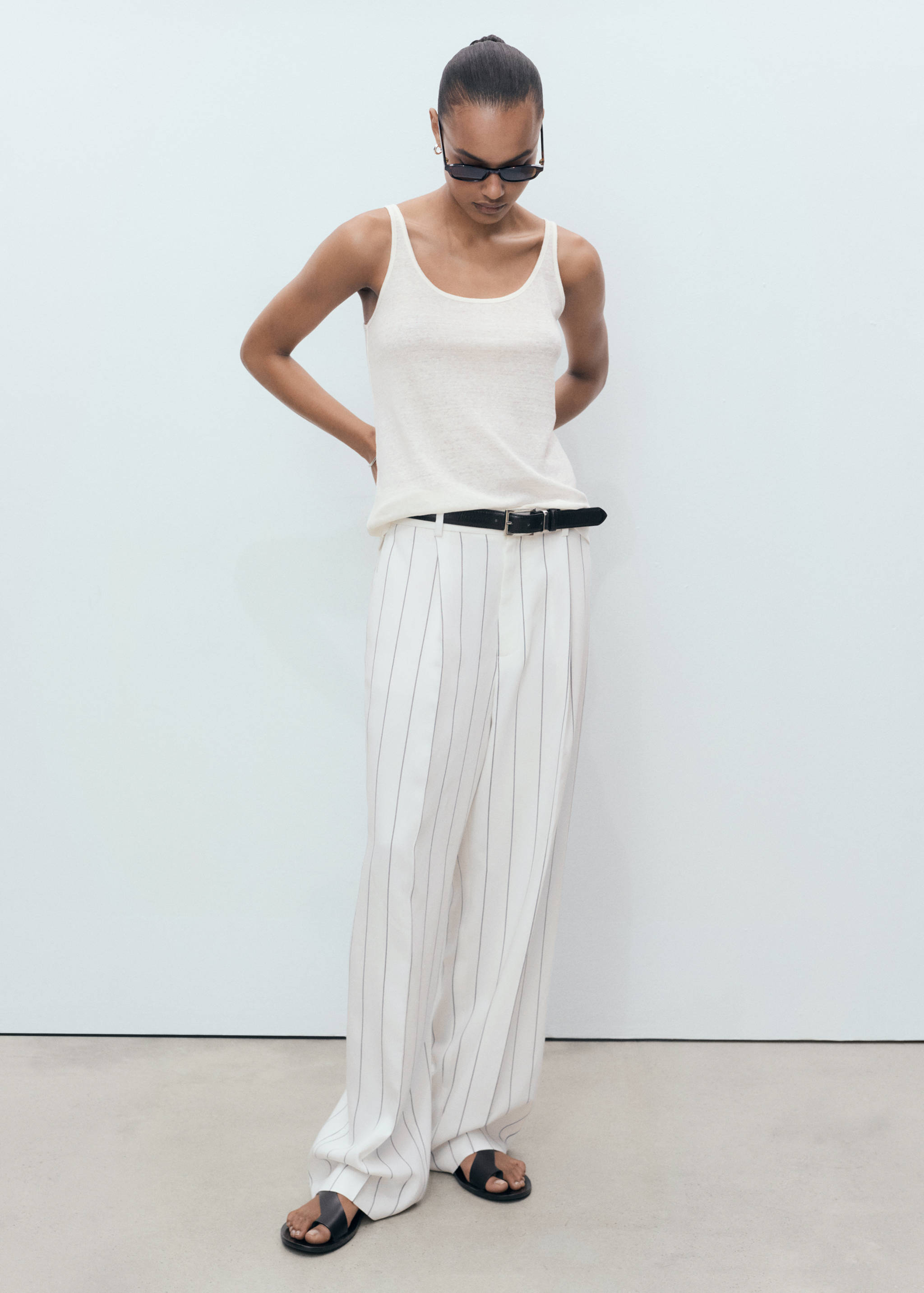 Strappy linen top - General plane