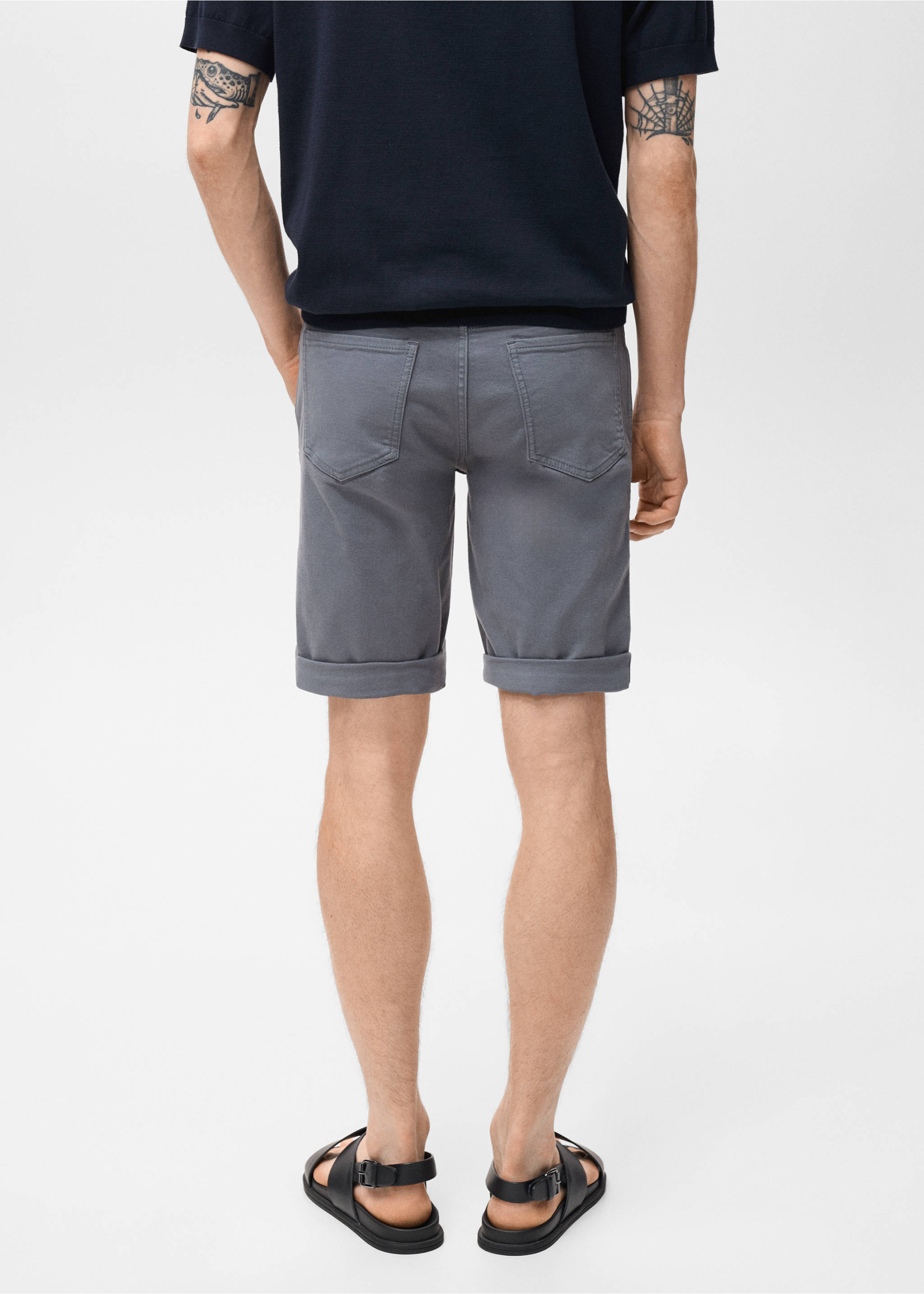 Slim-fit denim bermuda shorts - Reverse of the article, Indigo Blue. Ref: 17081220-00.
