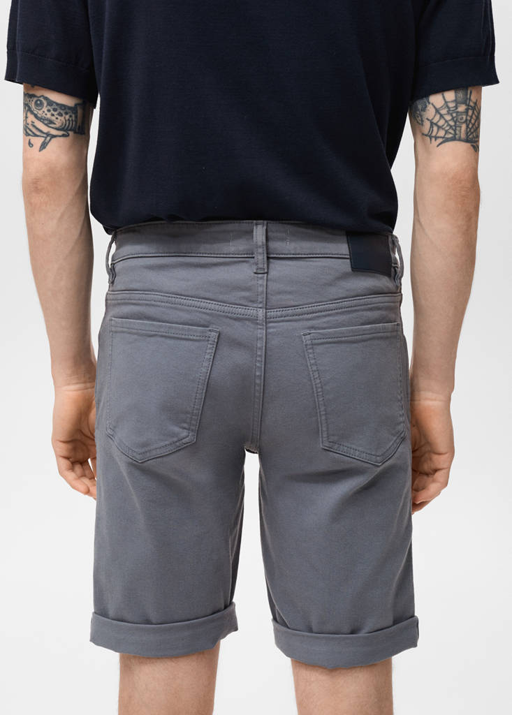 Slim-fit denim bermuda shorts — Indigo Blue