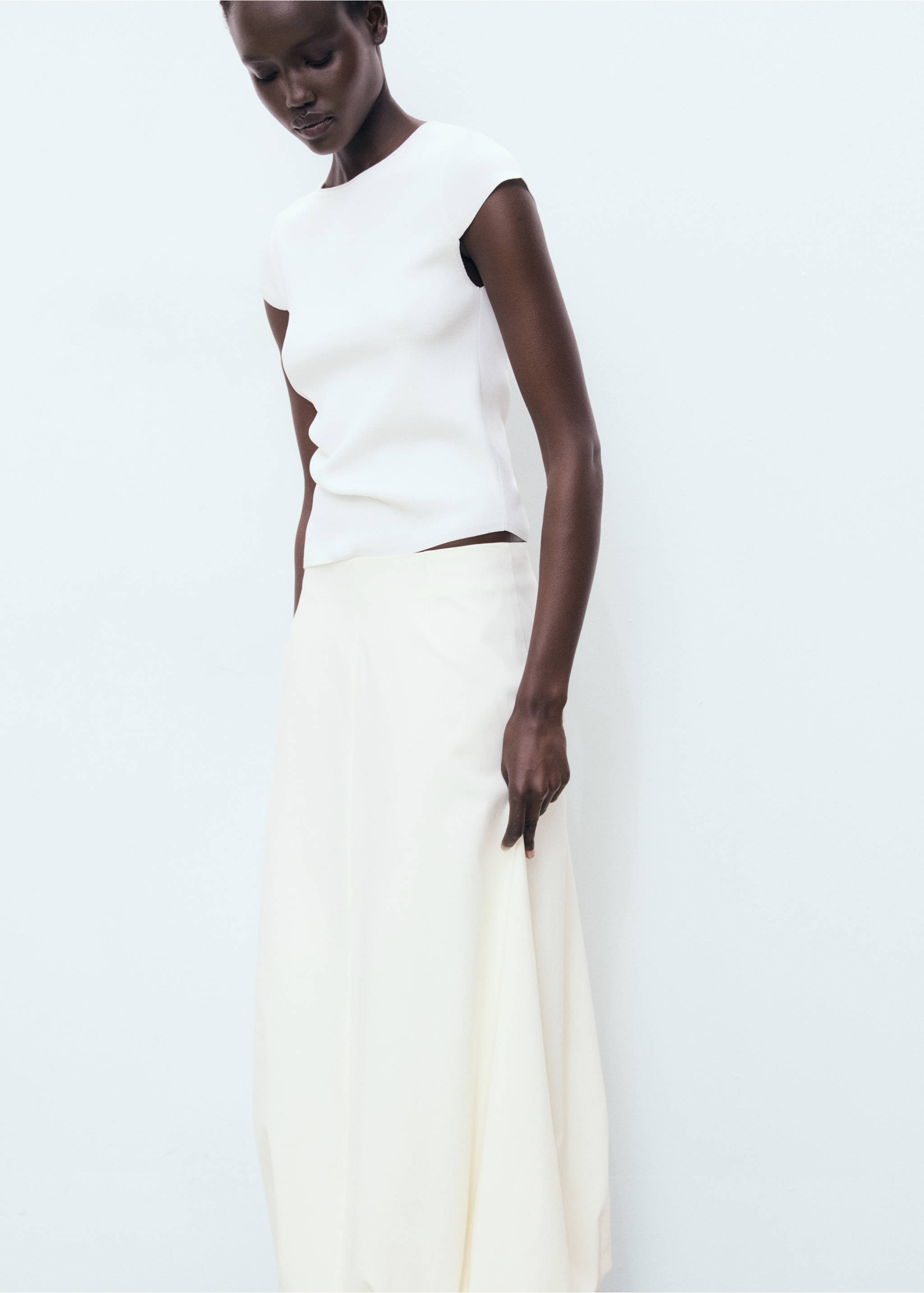 Long balloon skirt - Details of the article 2, Ecru. Ref: 17081236-00.