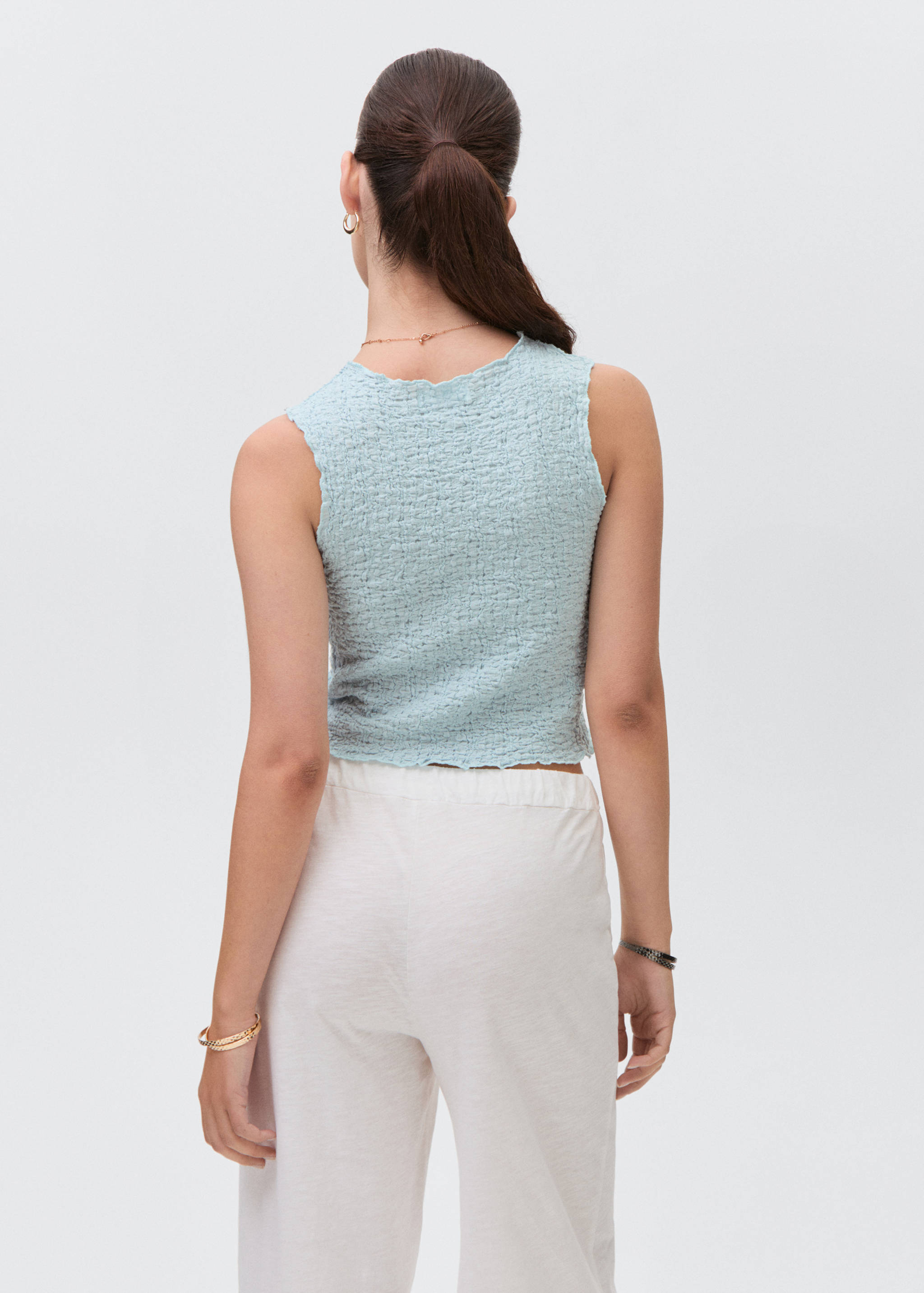 Фактурный топ со сборками - Обратная сторона изделия