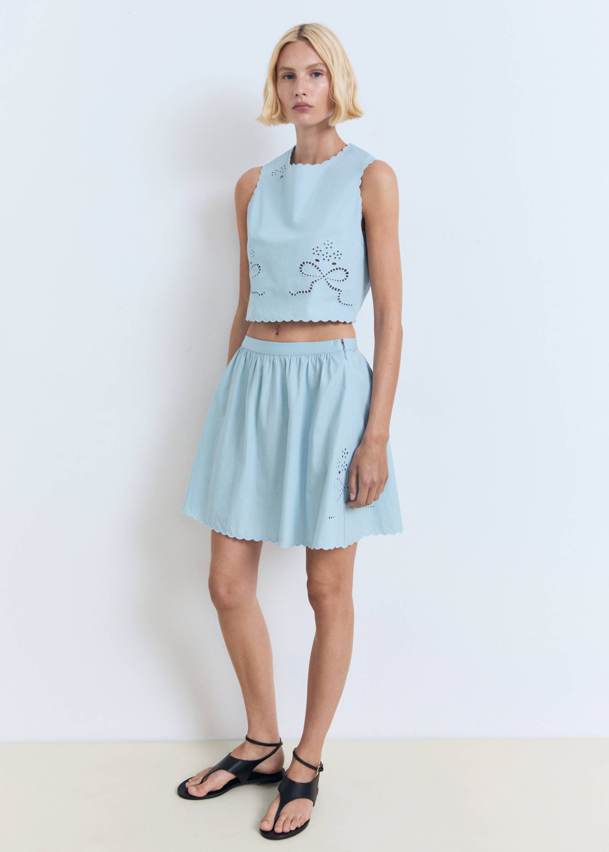 Embroidered crop top - General plane