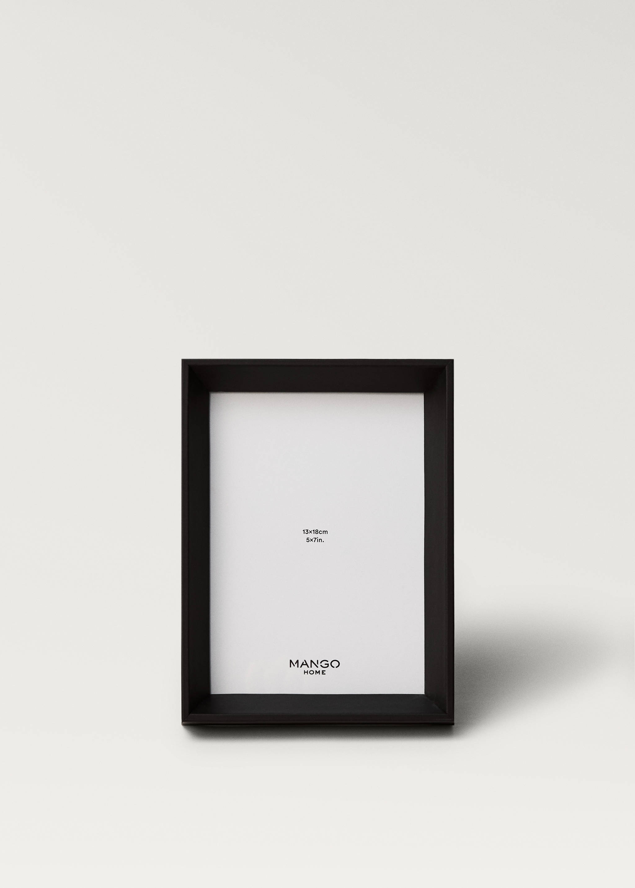 Moldura média de madeira biselada - Artigo sem modelo