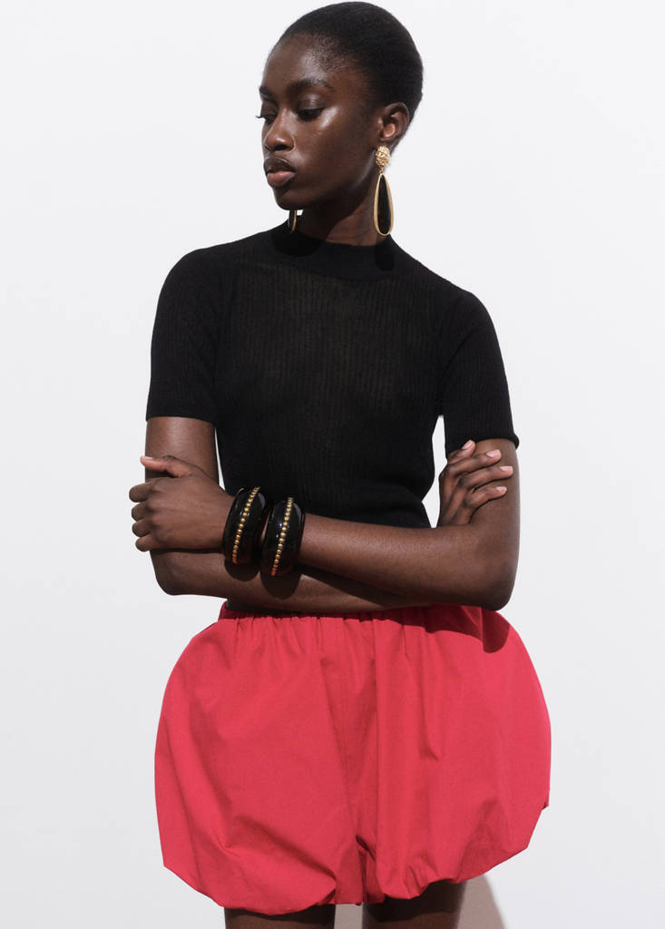 Knitted cropped sweater — Black