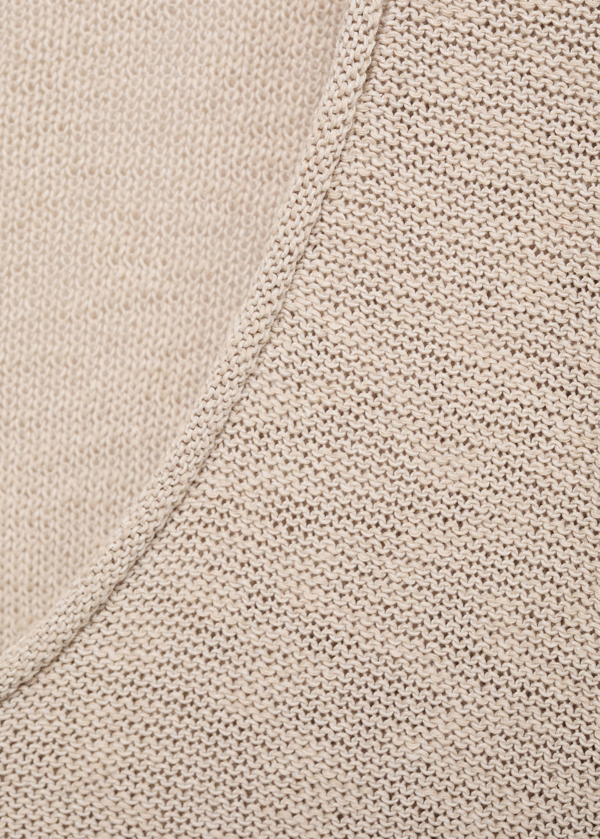 V-neck knit sweater - Details of the article 8