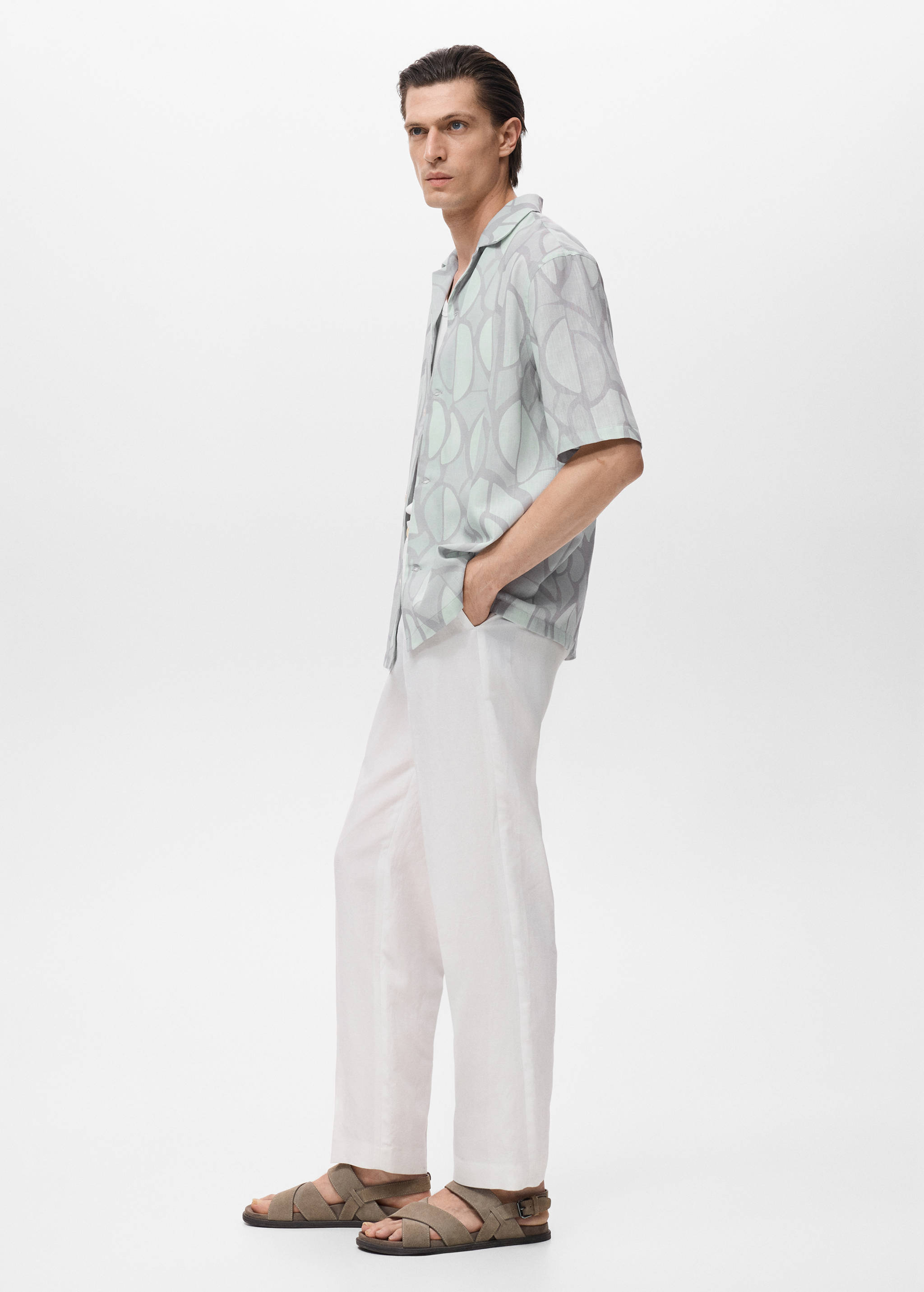 Printed short-sleeved shirt - Details of the article 2