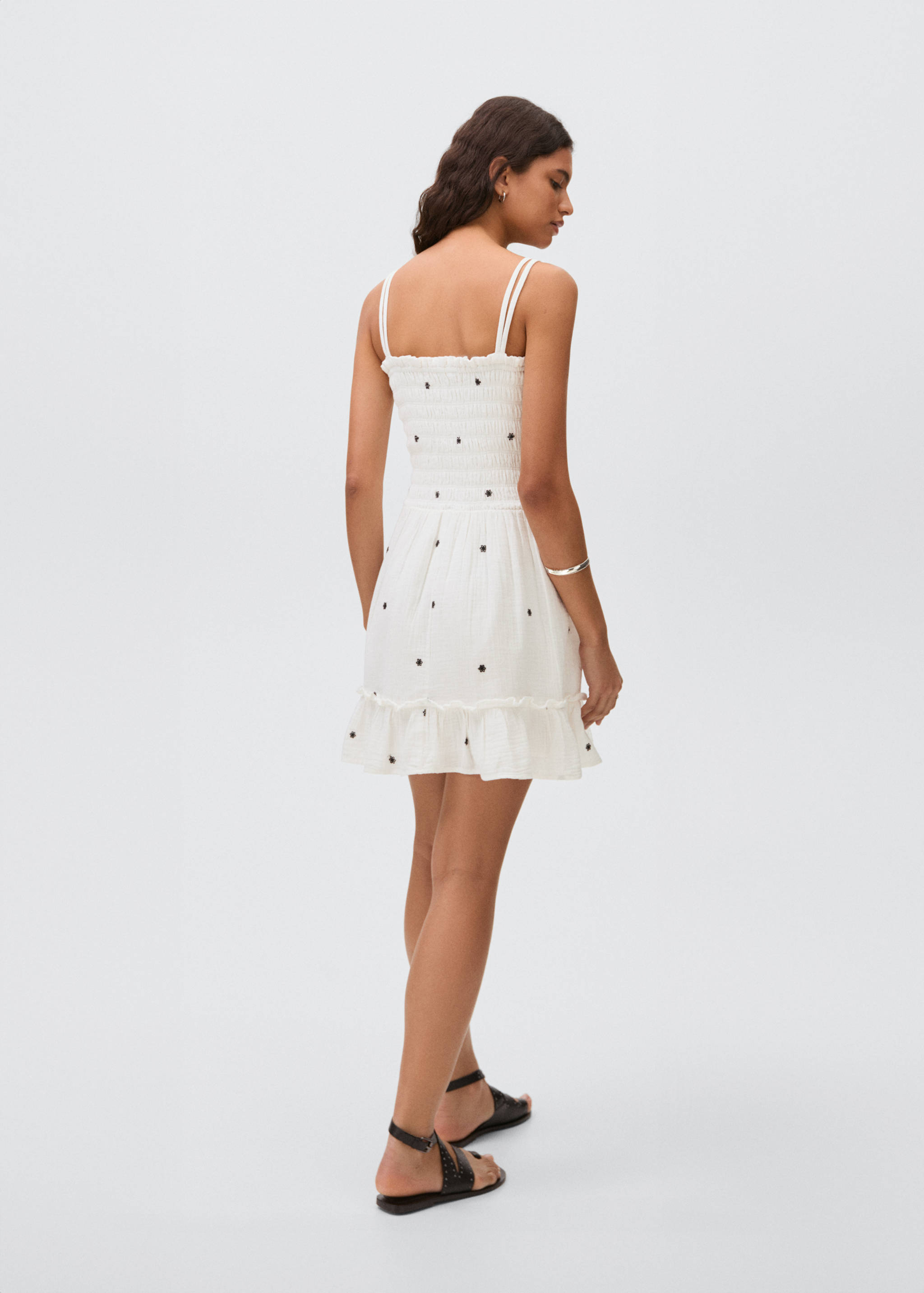 Embroidered cotton dress with floral pattern - Reverse of the article