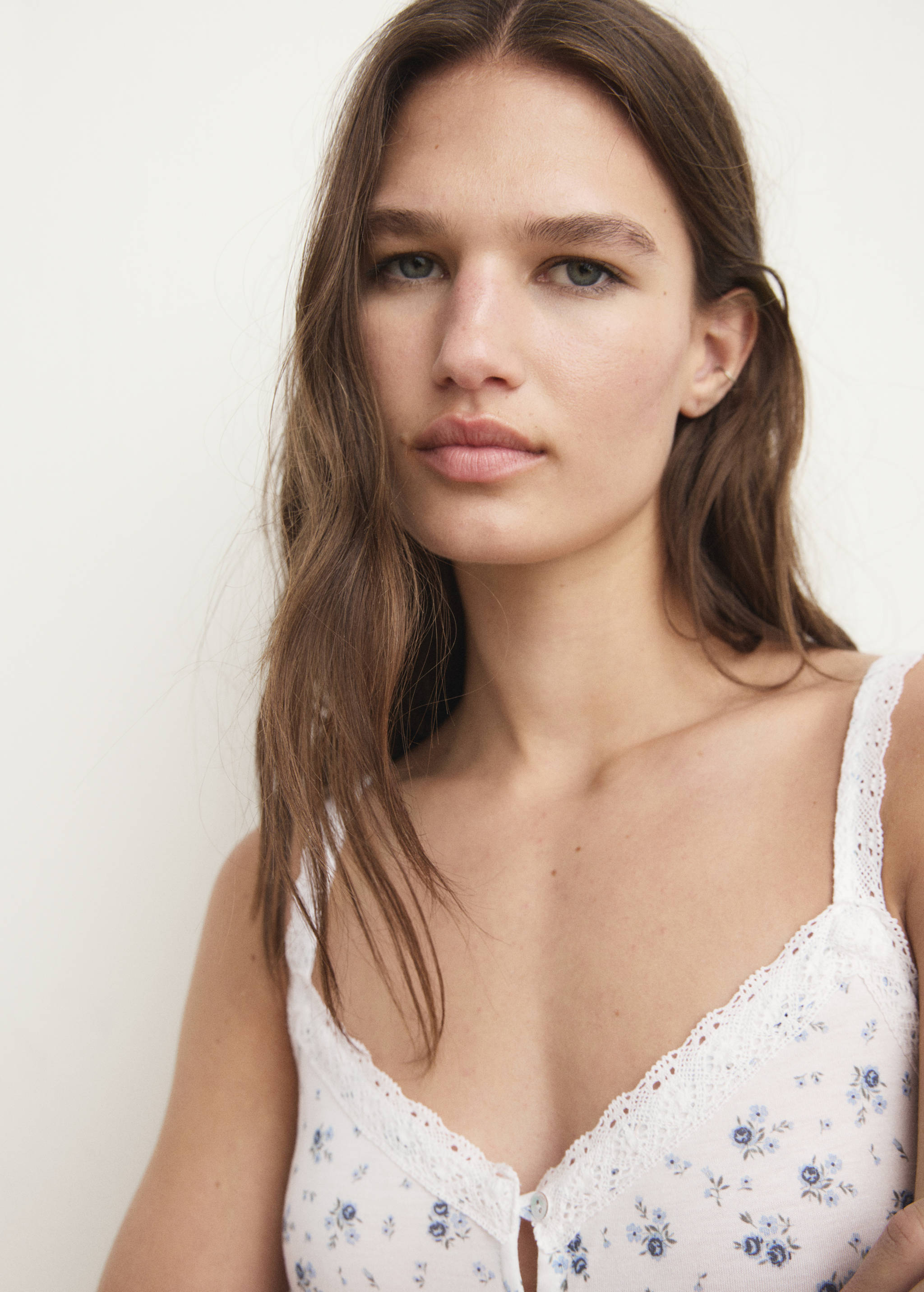 Floral-print lace nightdress - Details of the article 1