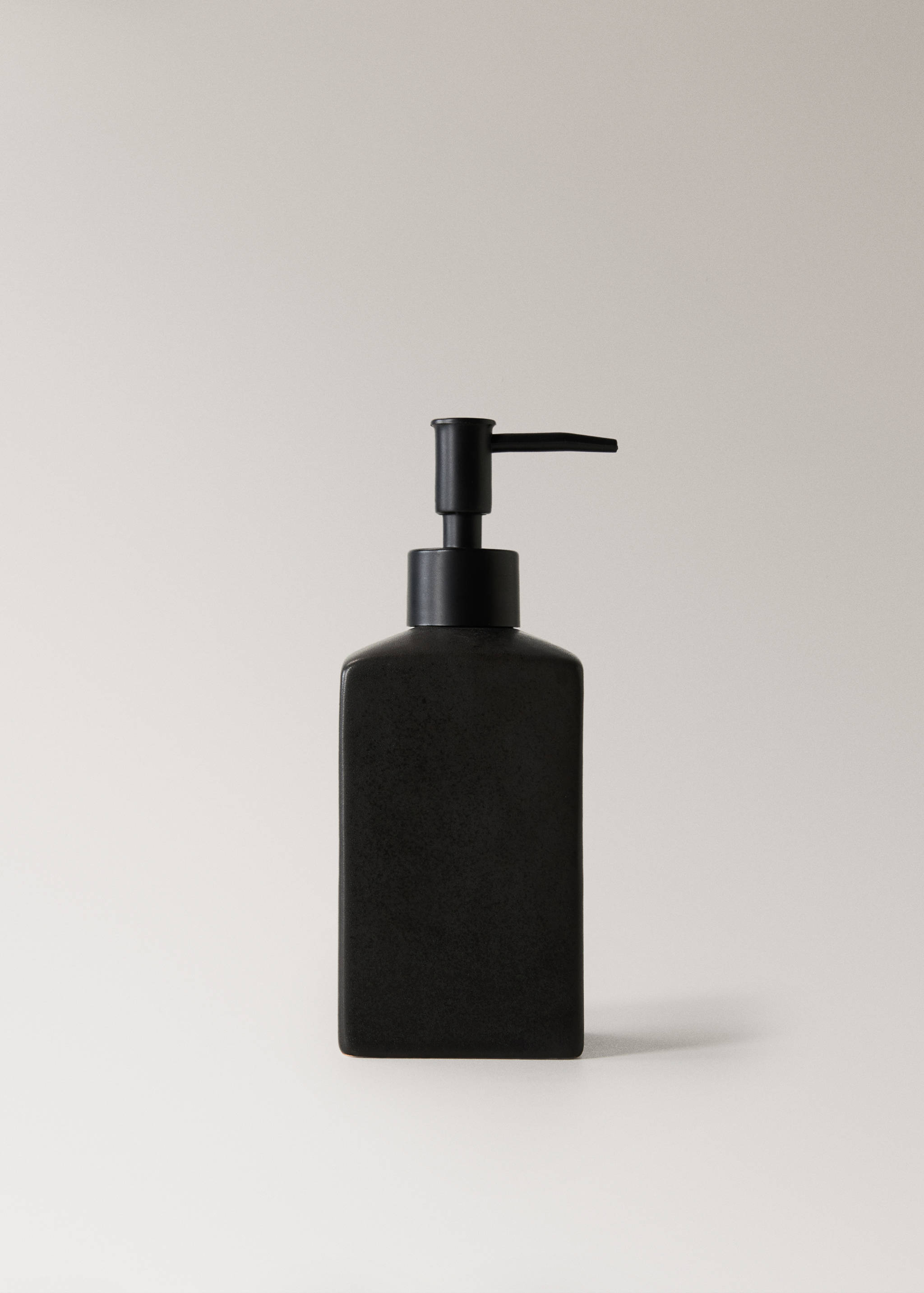 Matte-finish stoneware dispenser - Article without model
