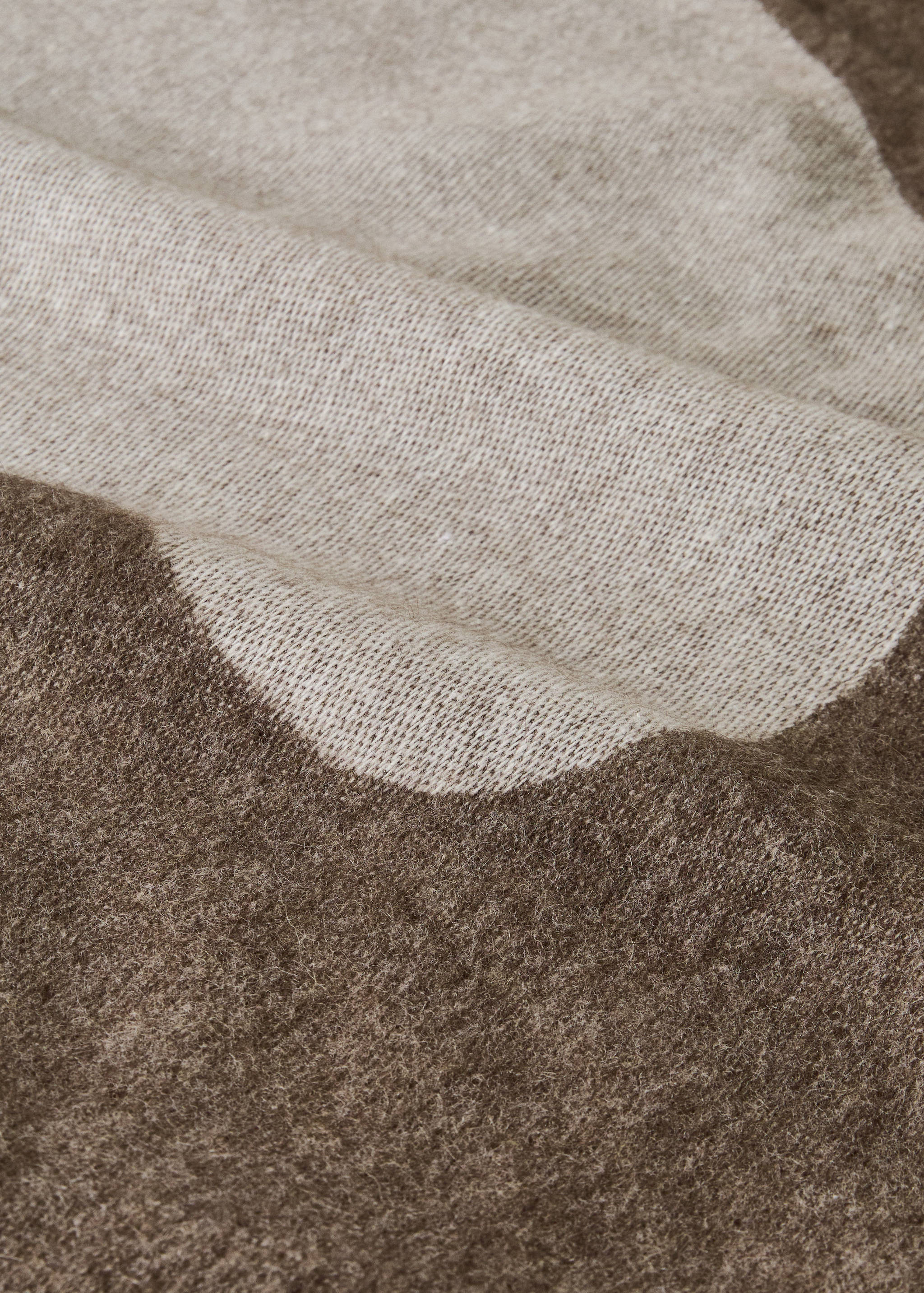 Tvåfärgad filt med mönster - Detaljer om artikeln 2