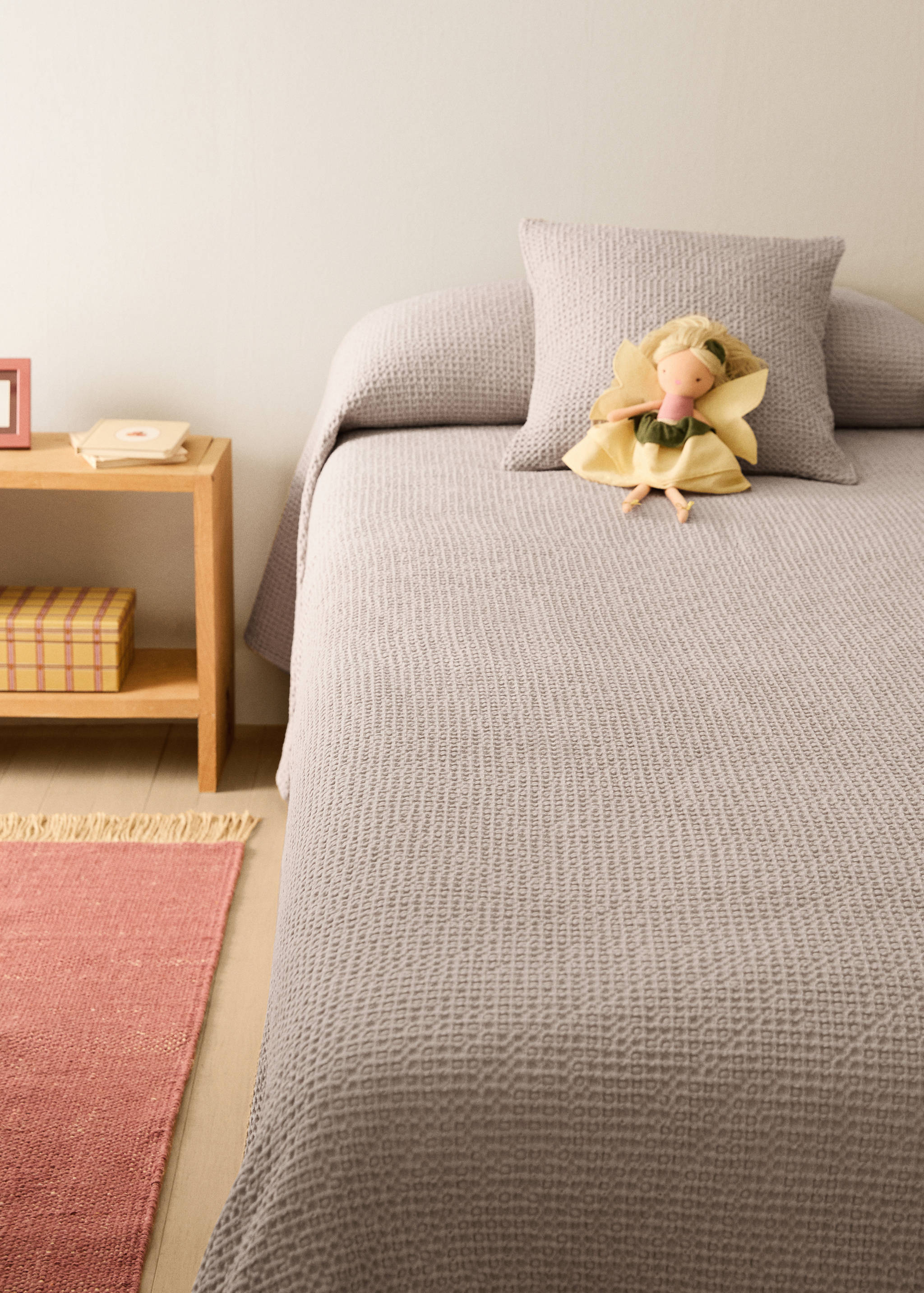 Waffle-cotton garment-dyed bedspread for cot - General plane