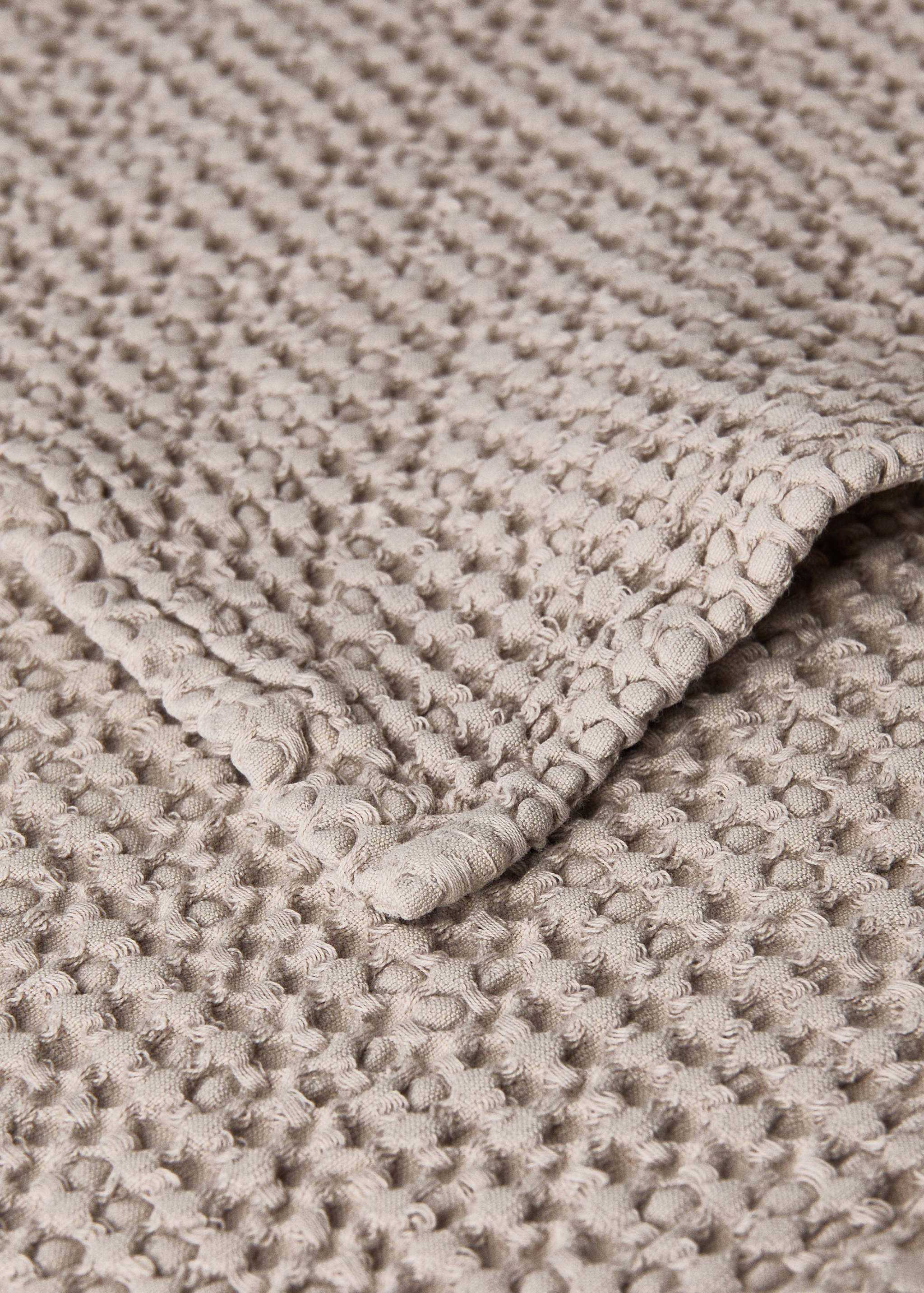 Waffle-cotton garment-dyed bedspread for cot - Details of the article 1