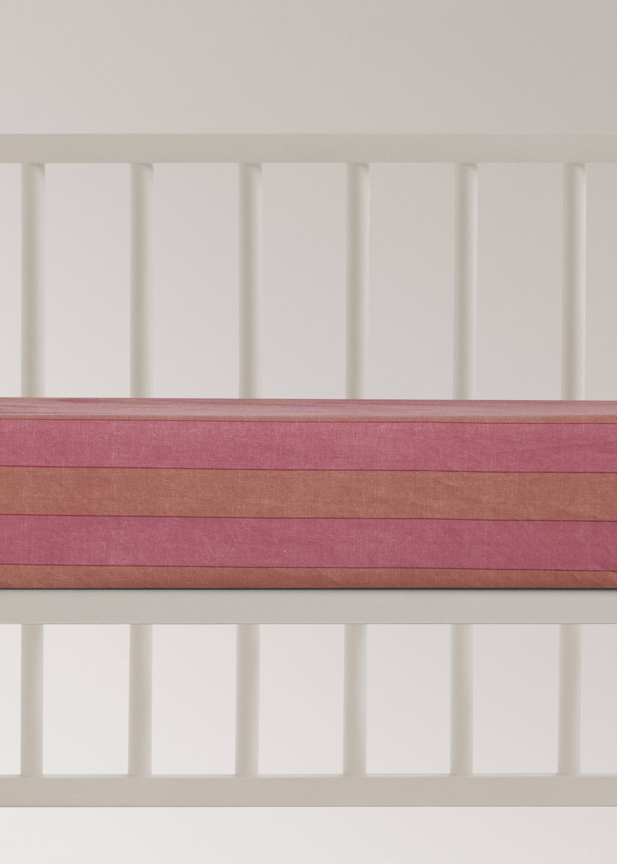 Cearceaf inferior pentru pătuț cu dungi Kodak - Articol fără model