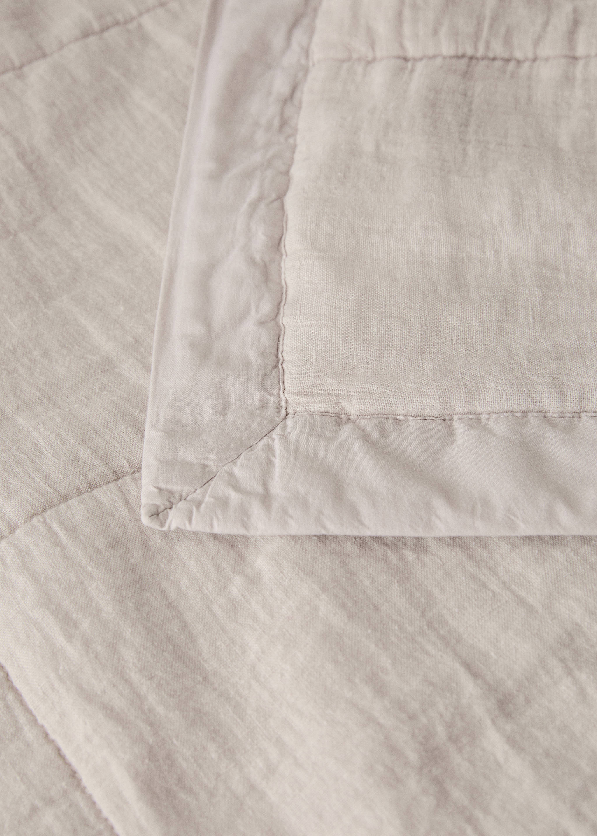 Washed linen check-print bedspread for 130/150cm bed - Details of the article 1