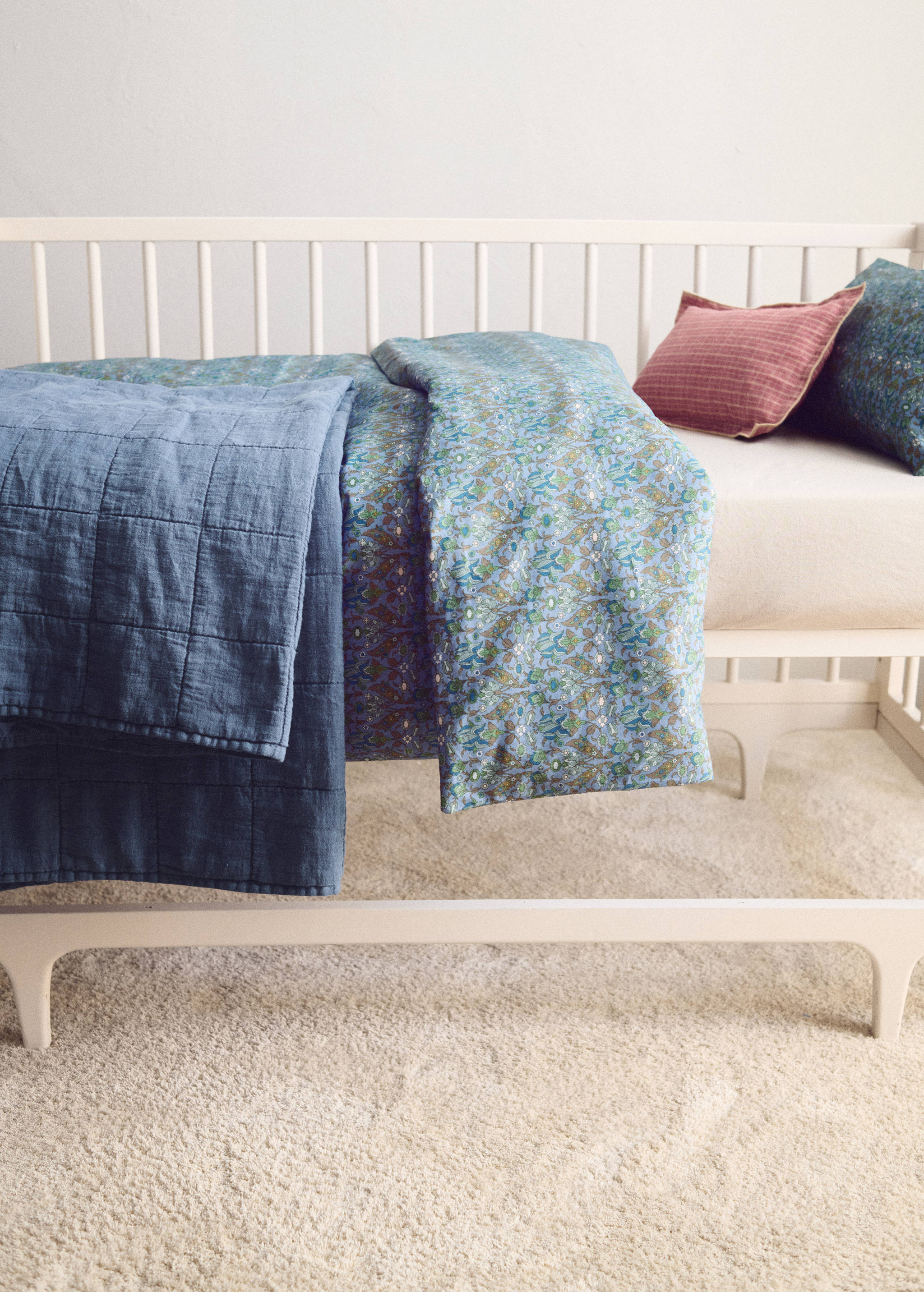 Percale cotton duvet cover with small floral print for cot - Details of the article 5