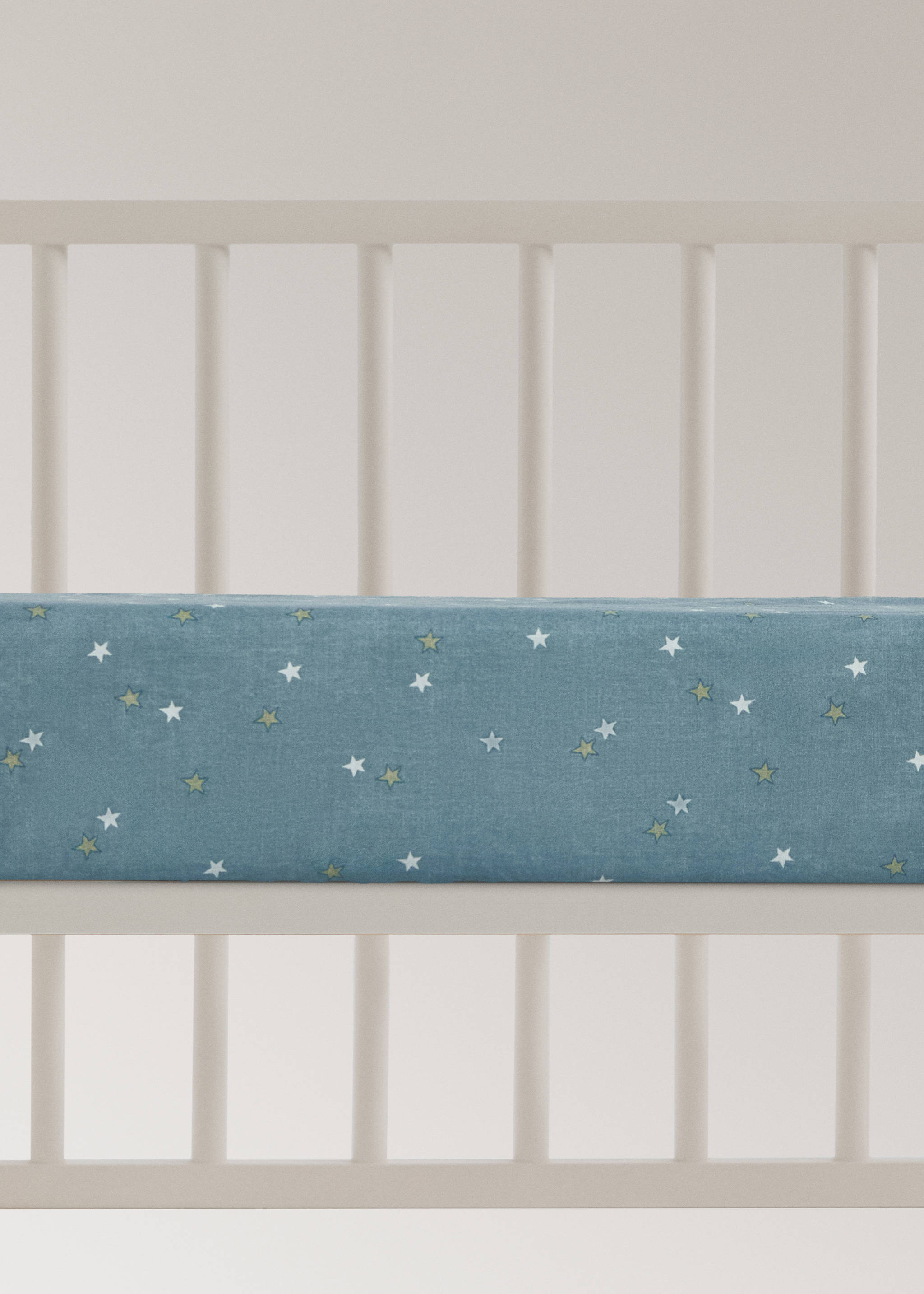 Percale cotton fitted sheet with star print for cot - Article without model
