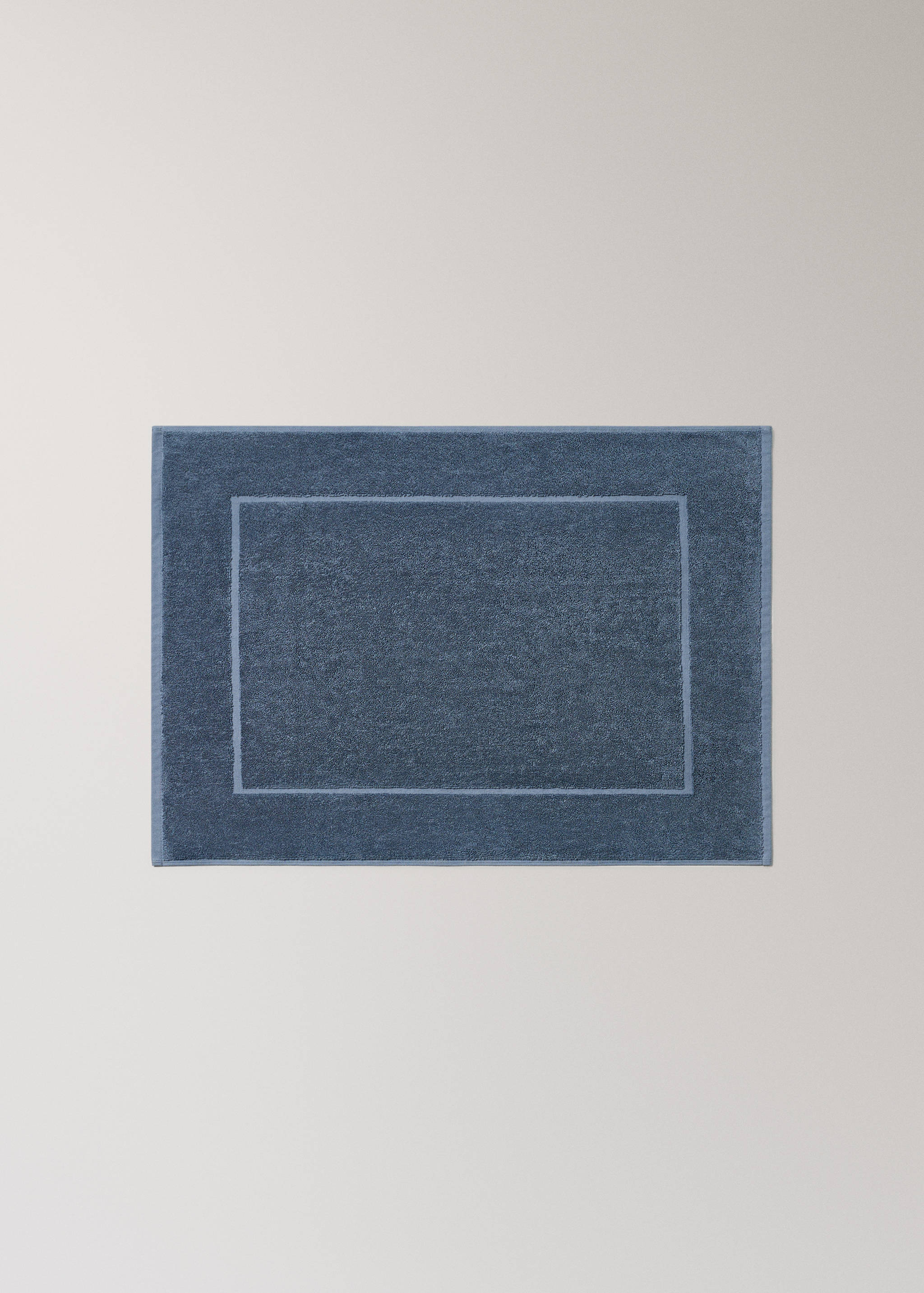 Cotton bath mat - Article without model