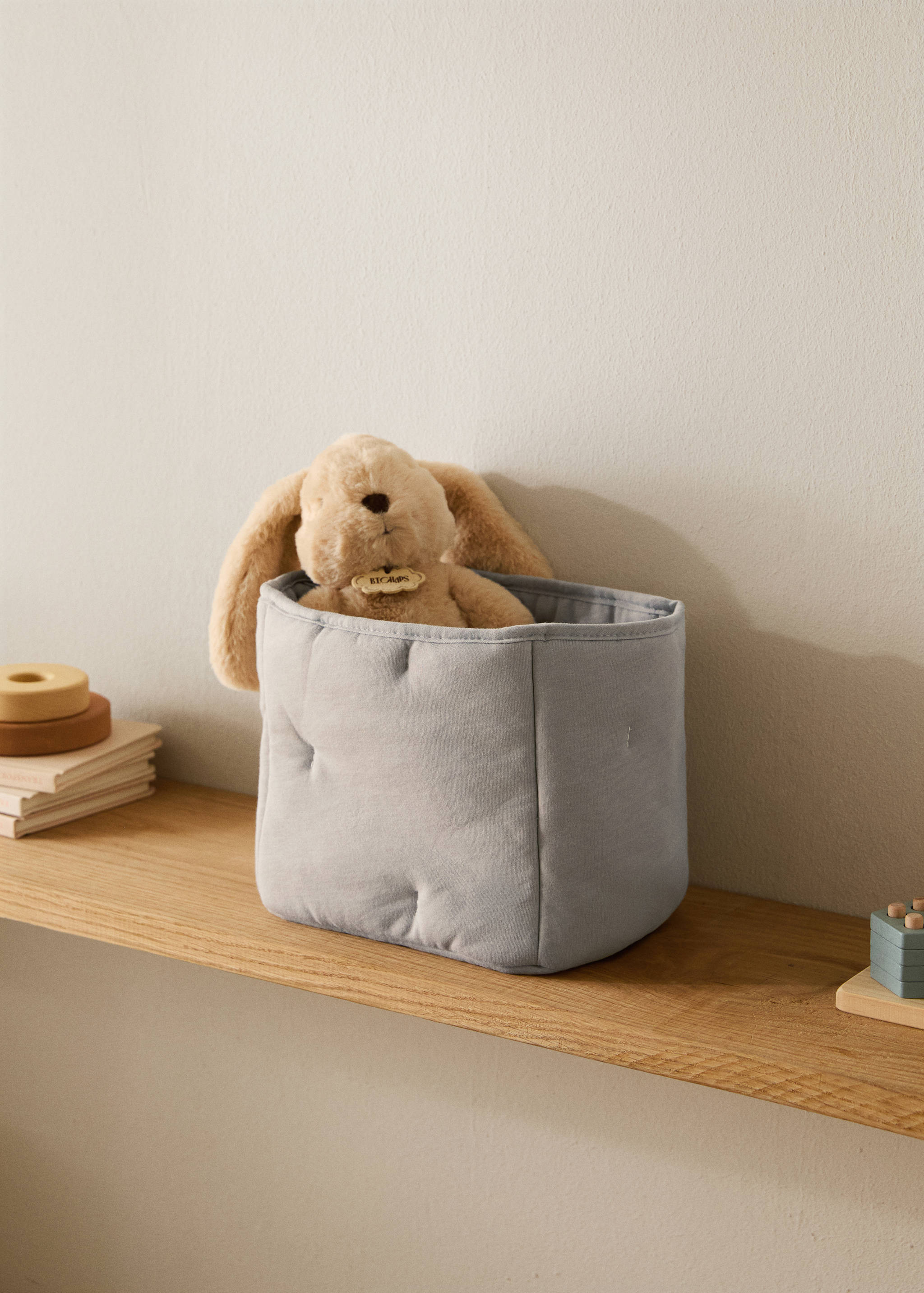 Small quilted cotton basket - General plane