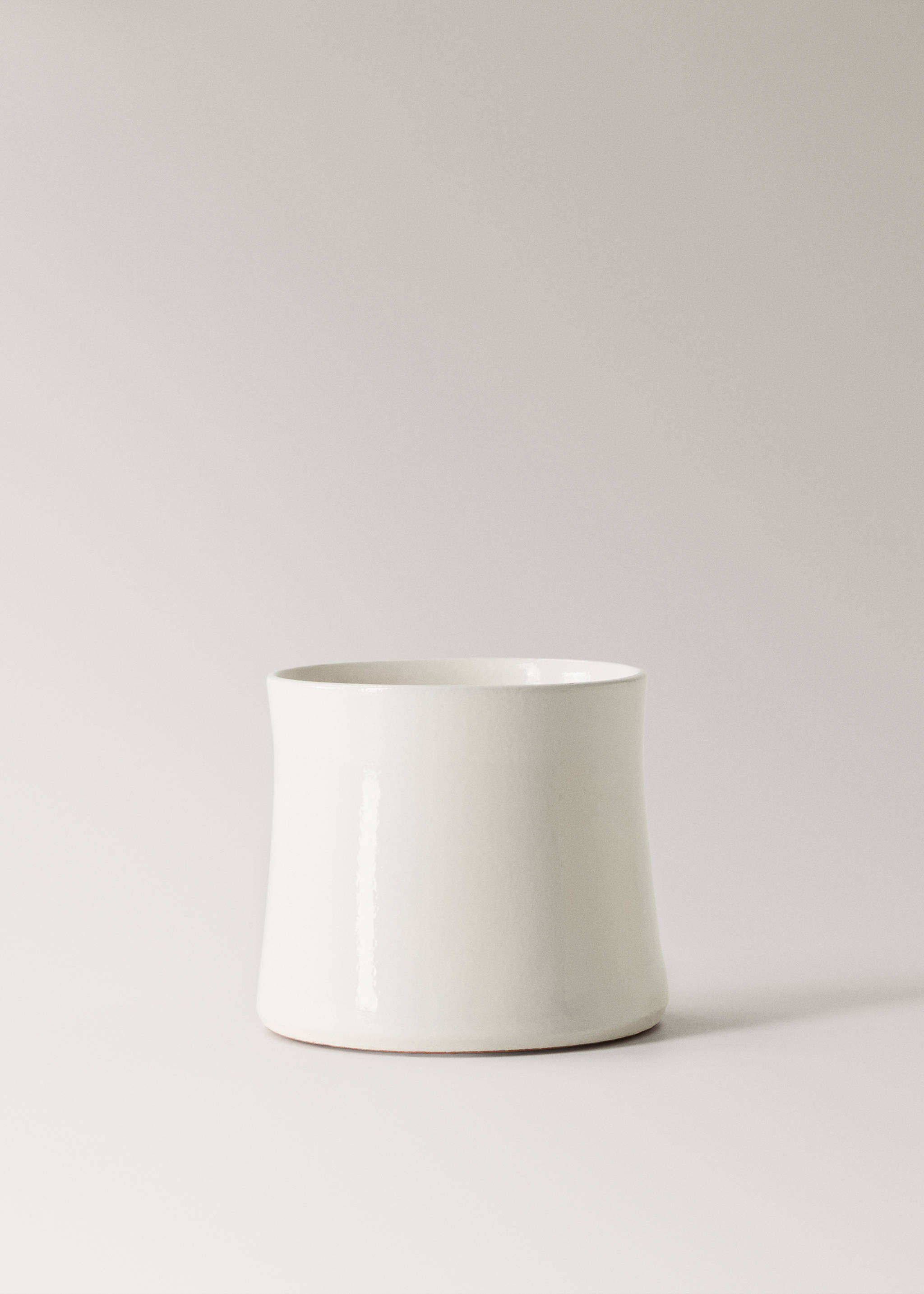 Medium terracotta planter - Article without model