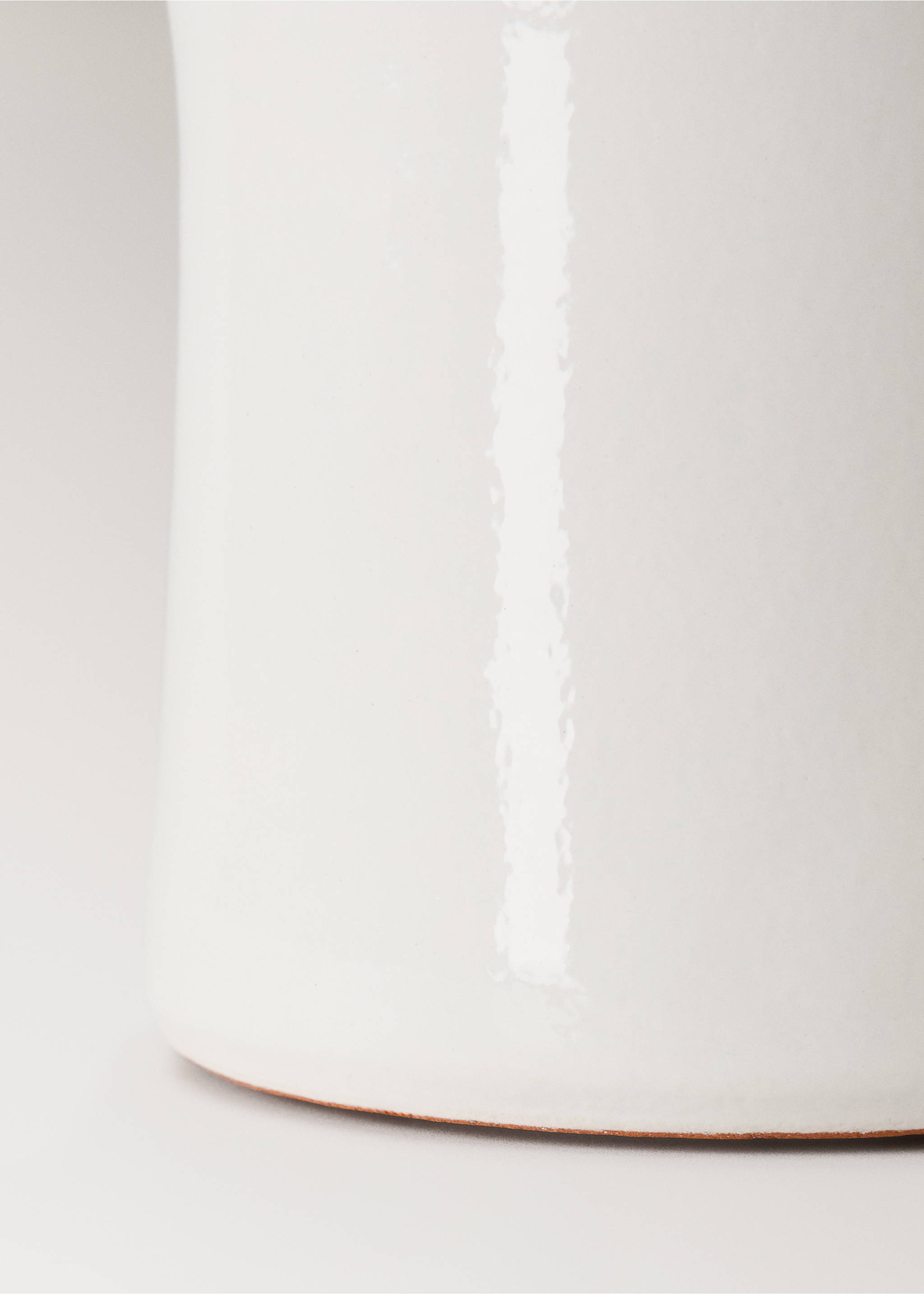 Medium terracotta planter - Details of the article 2, White. Ref: 17081582-00.