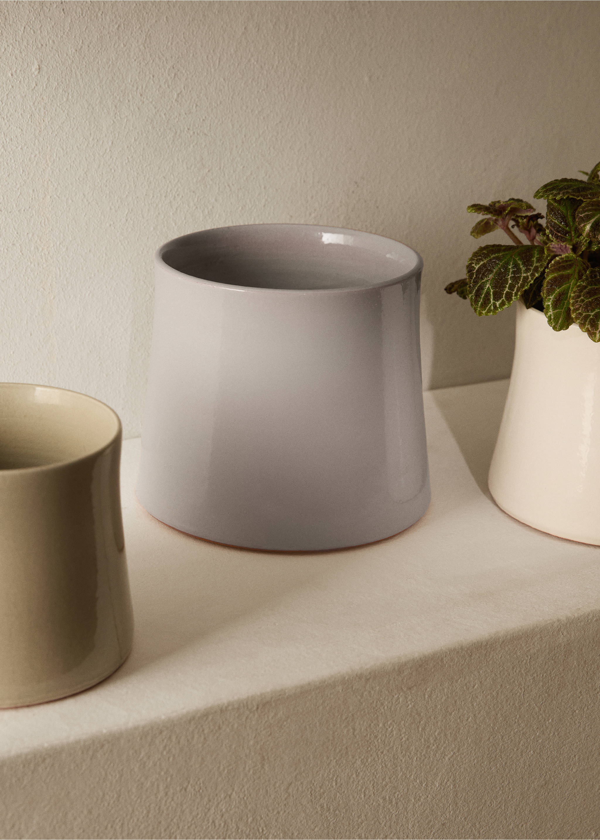 Large terracotta planter - General plane, Light/Pastel Grey. Ref: 17081583-00.